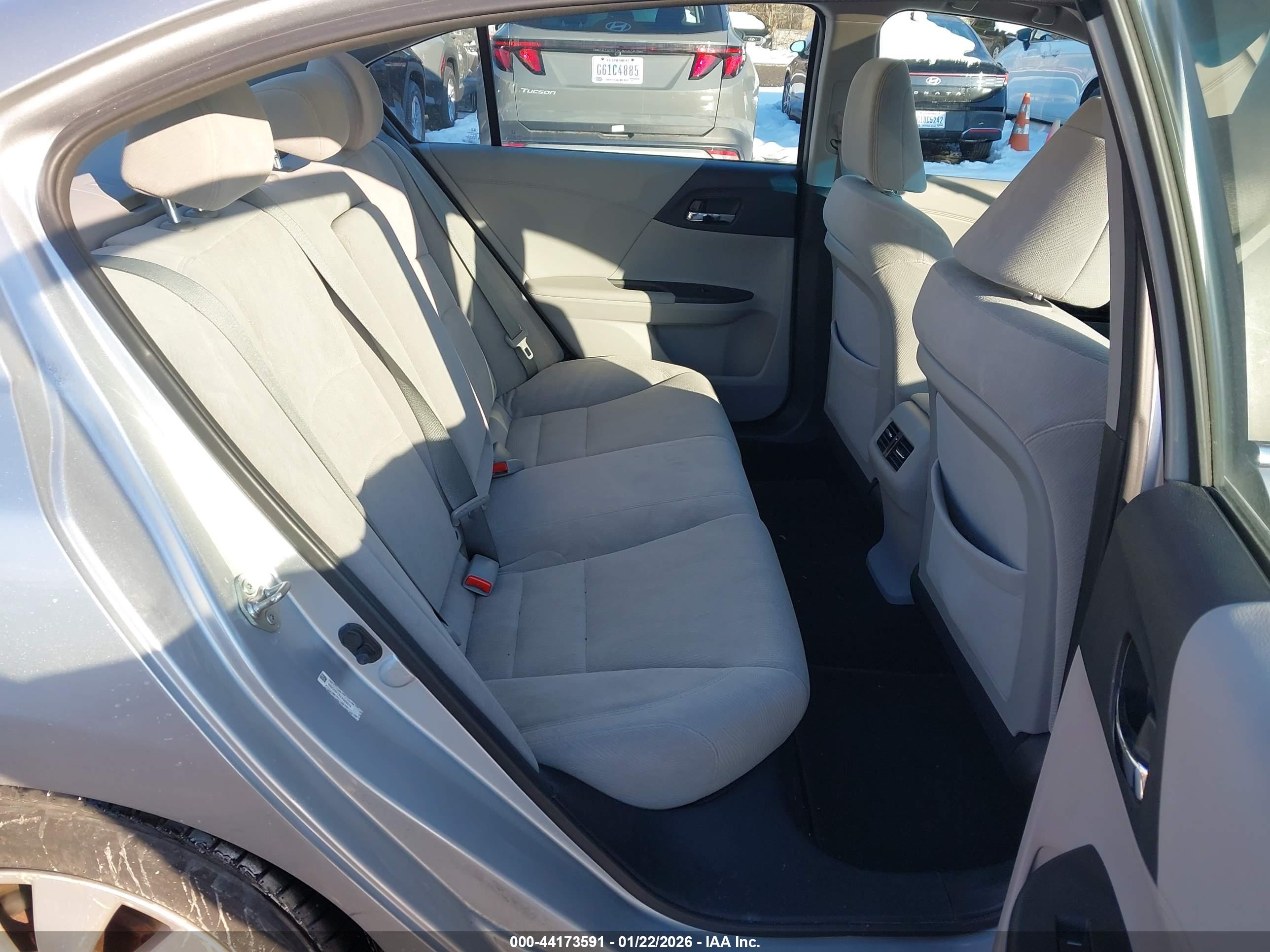 HONDA ACCORD image 8