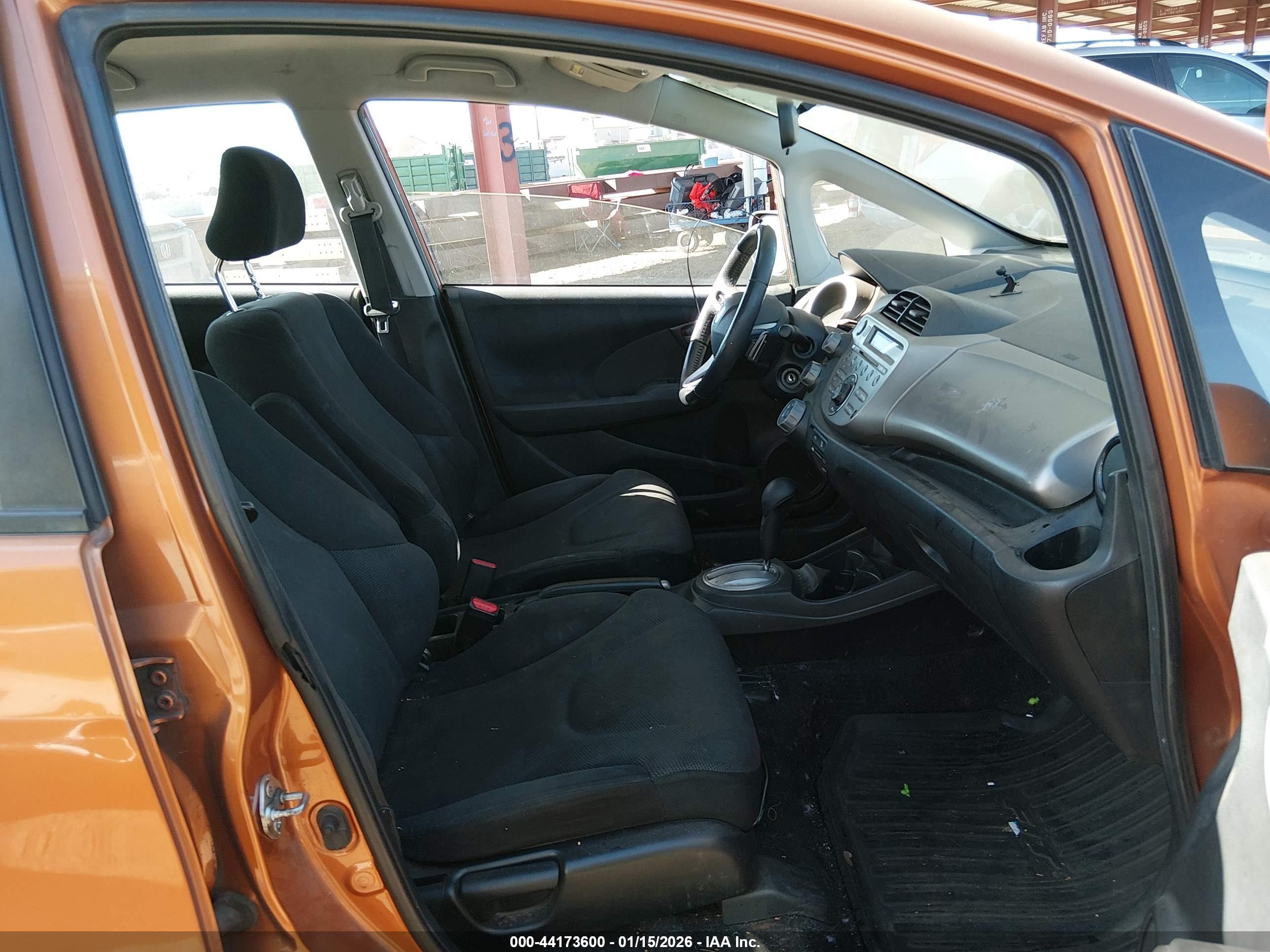 HONDA FIT image 5