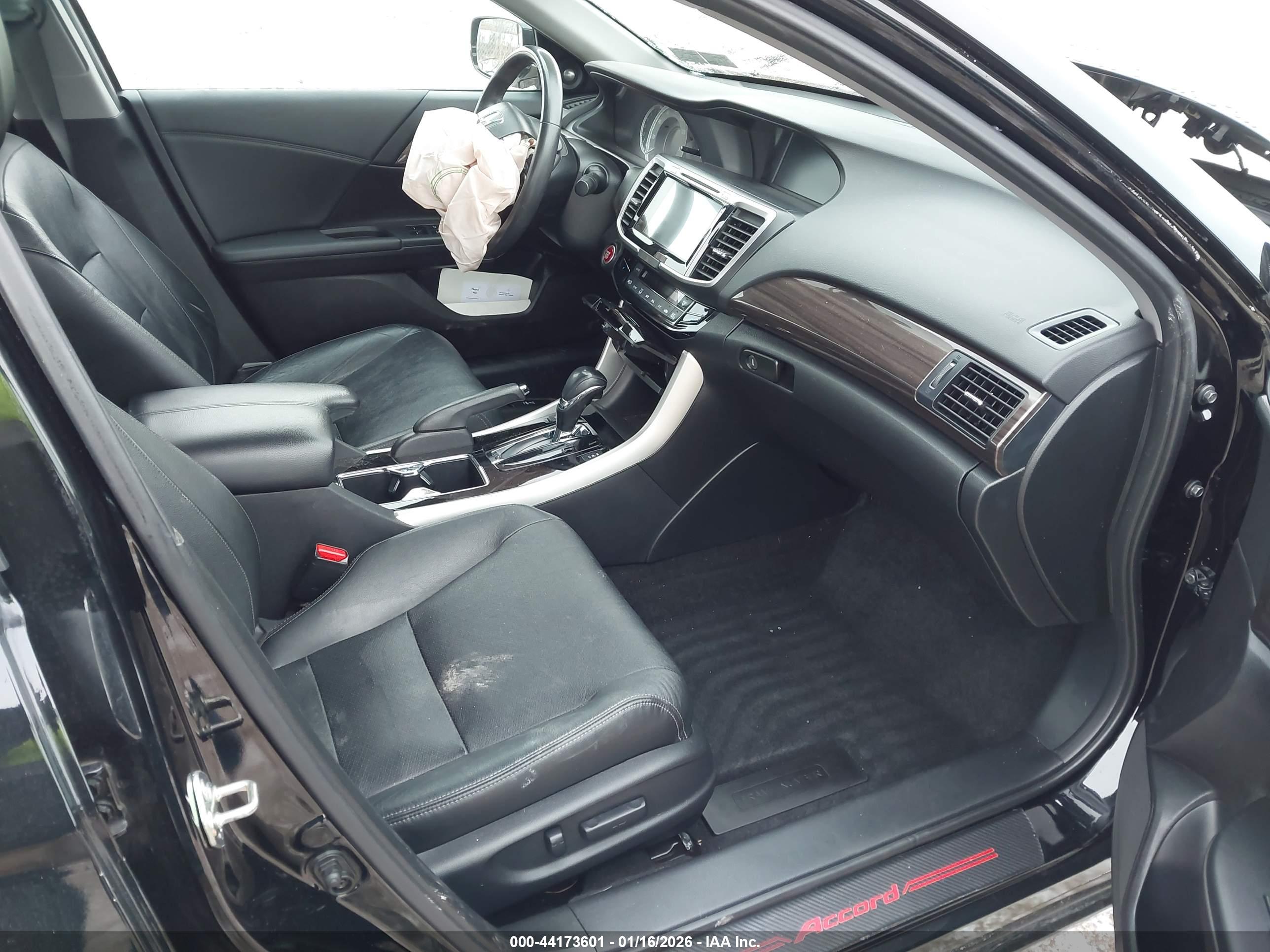 HONDA ACCORD image 5