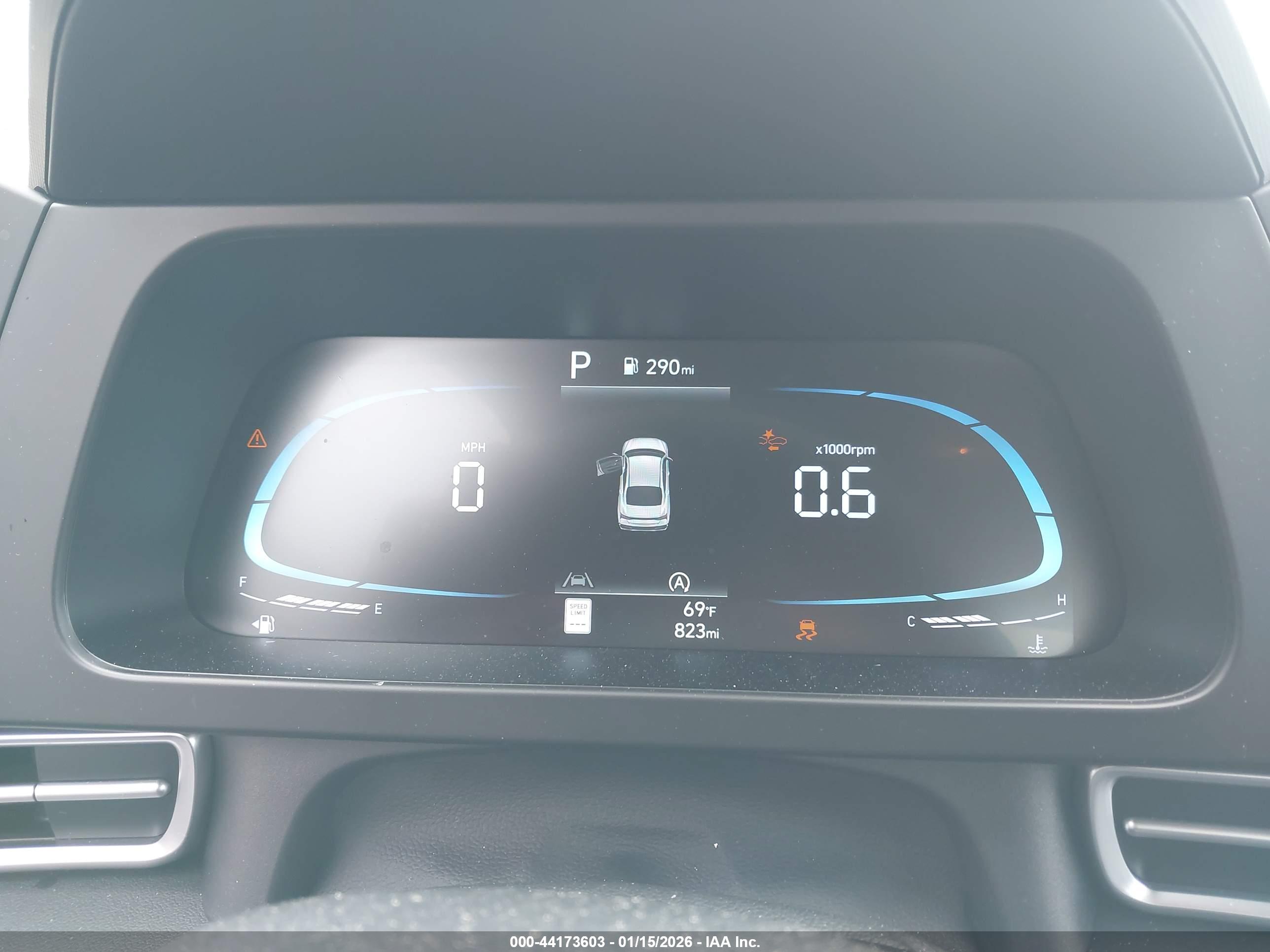HYUNDAI ELANTRA image 7