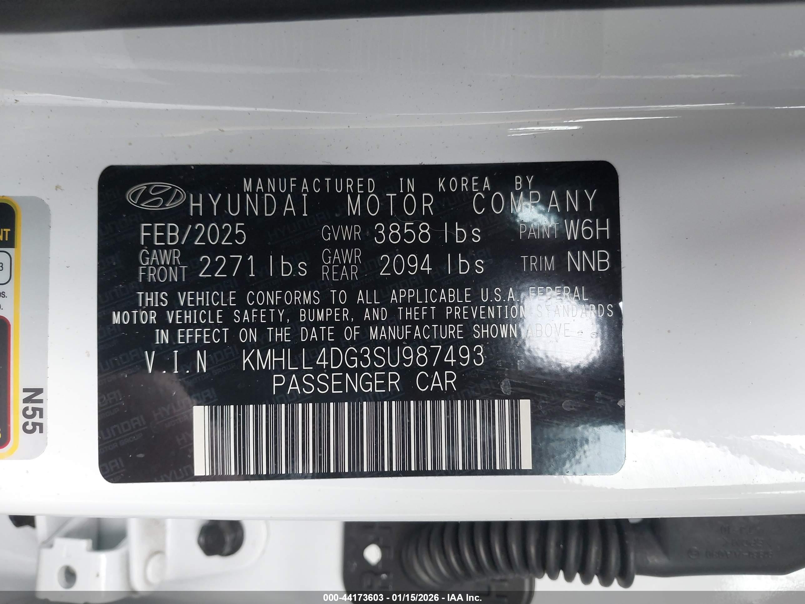 HYUNDAI ELANTRA image 9