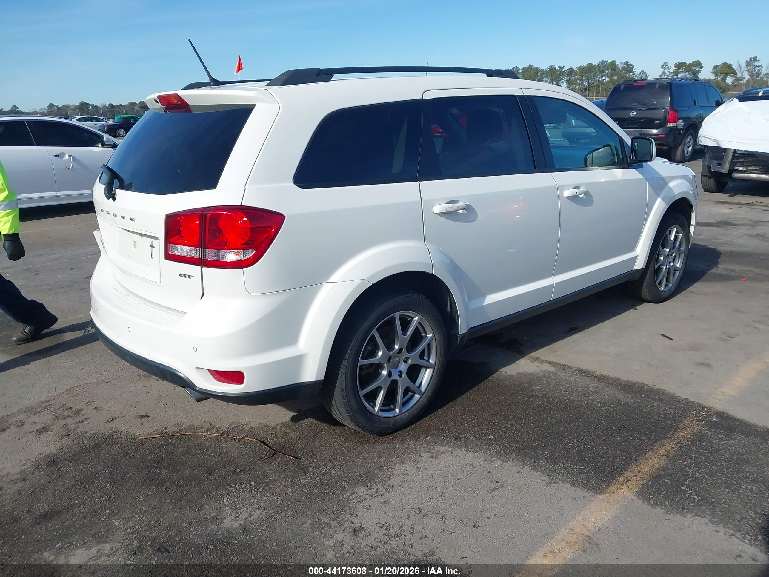 DODGE JOURNEY image 4
