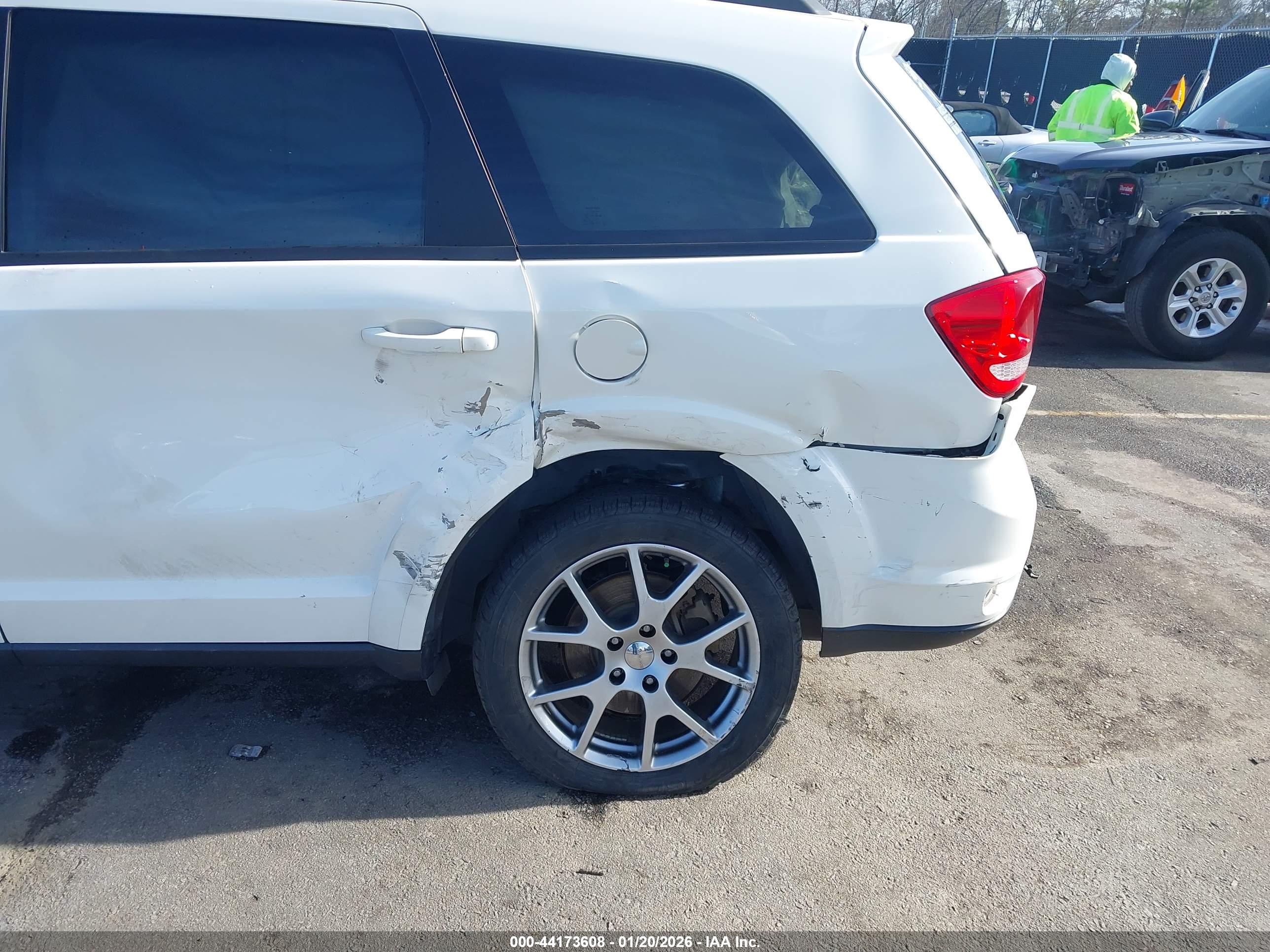 DODGE JOURNEY image 6