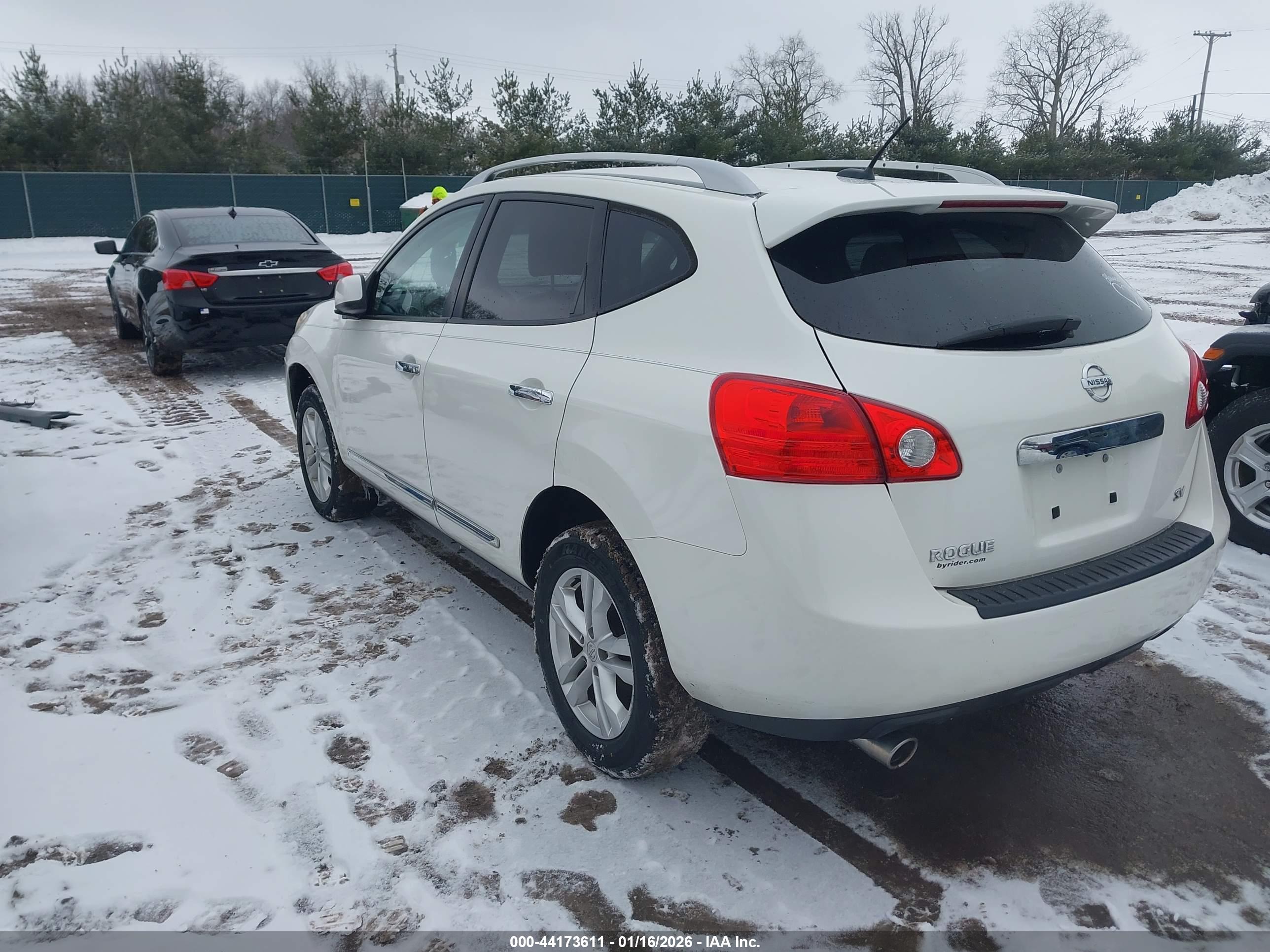 NISSAN ROGUE image 3