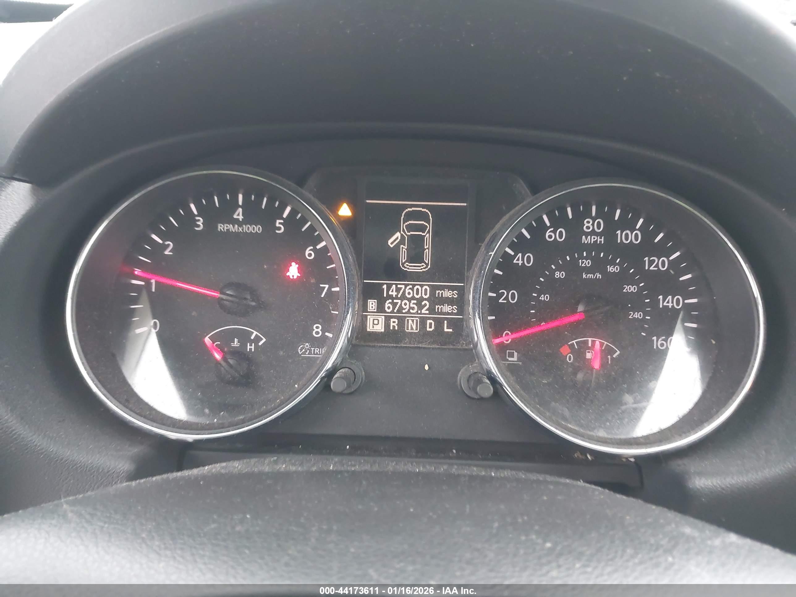 NISSAN ROGUE image 7