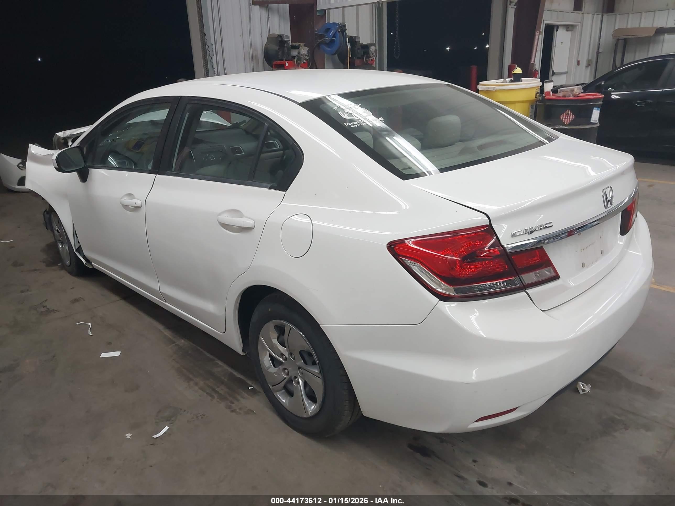 HONDA CIVIC image 3