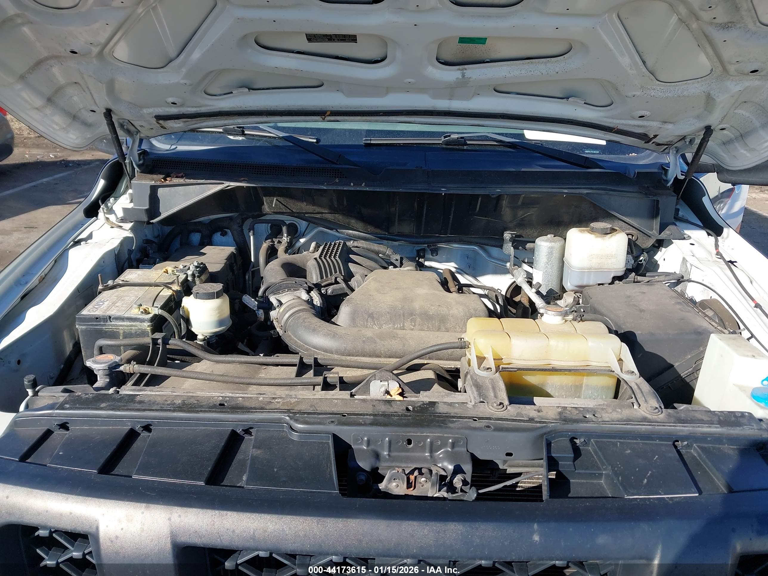 NISSAN NV image 10