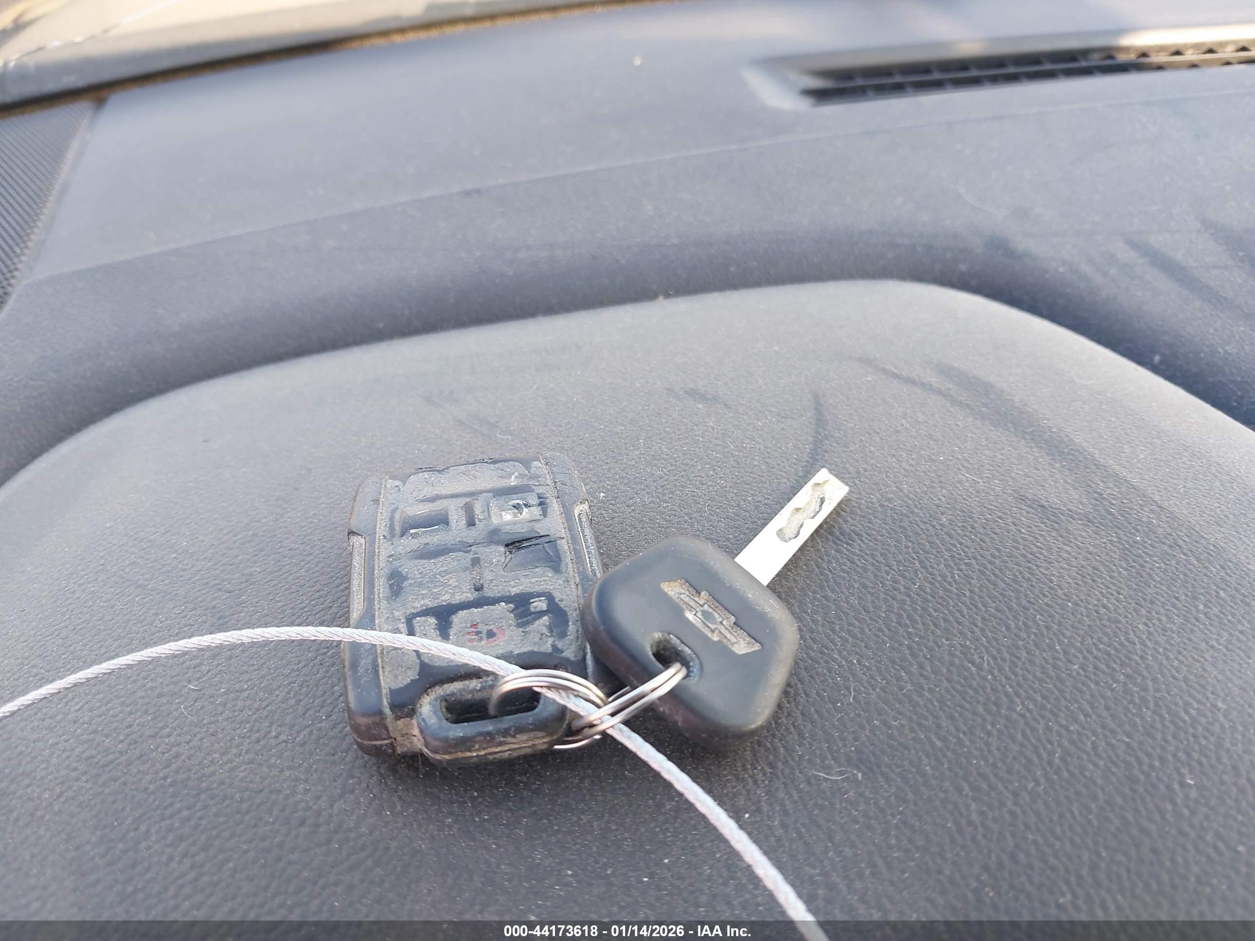 CHEVROLET SILVERADO image 11