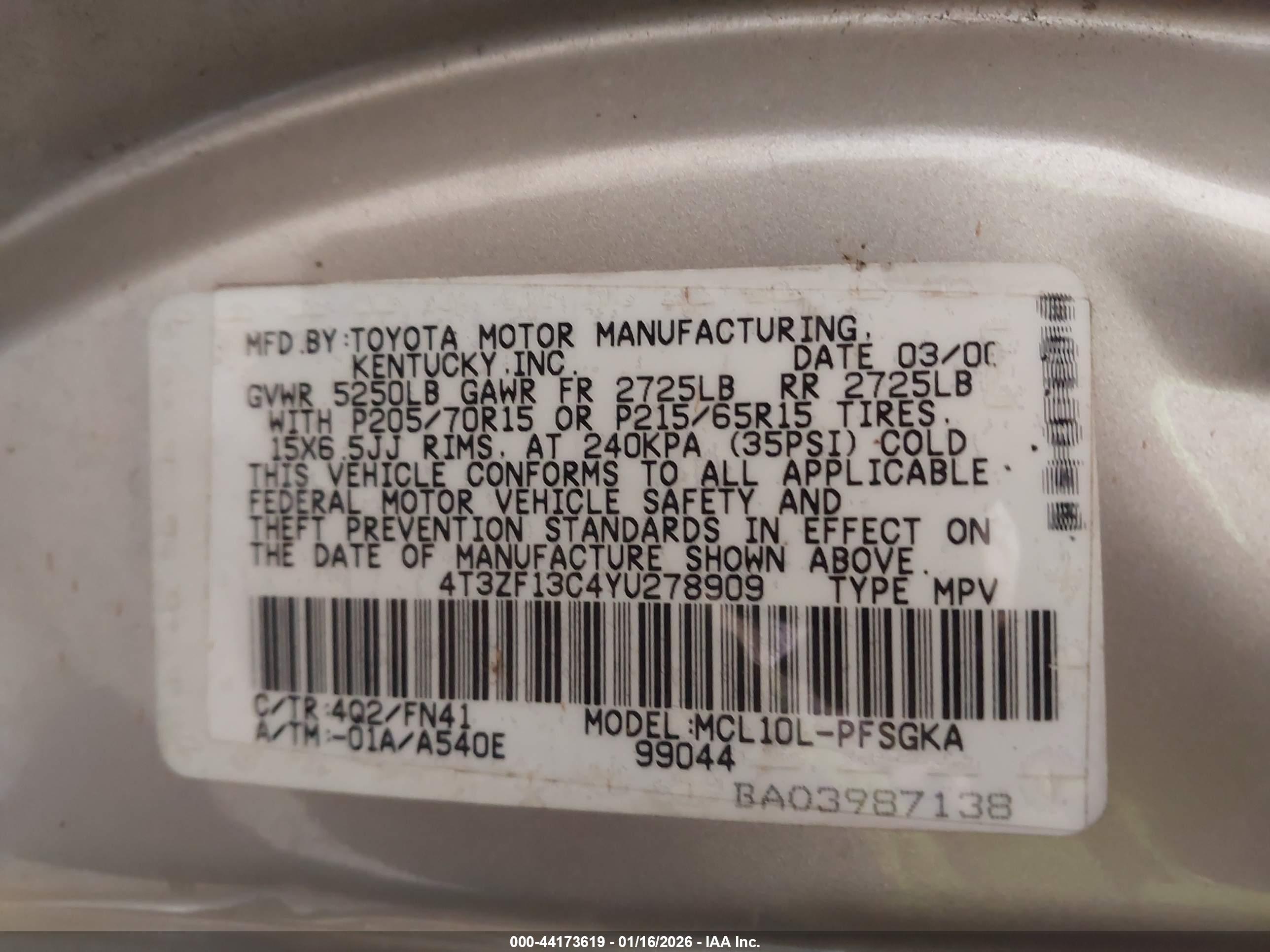 TOYOTA SIENNA image 9