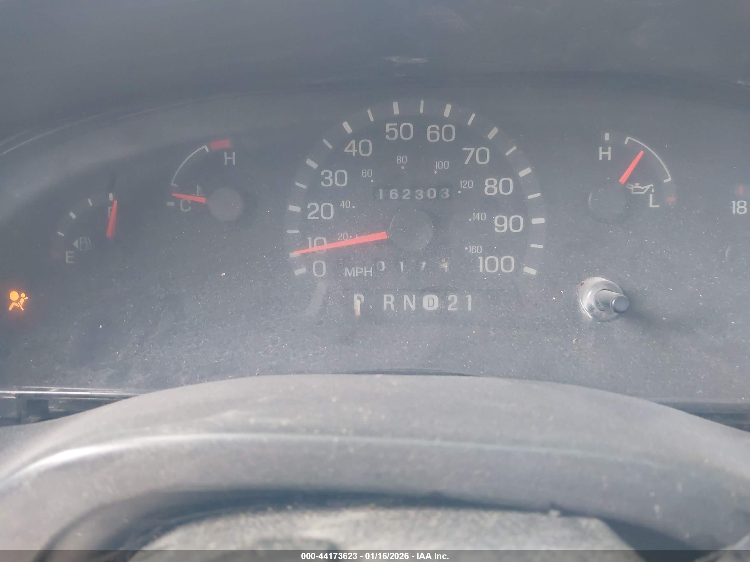 FORD ECONOLINE image 7