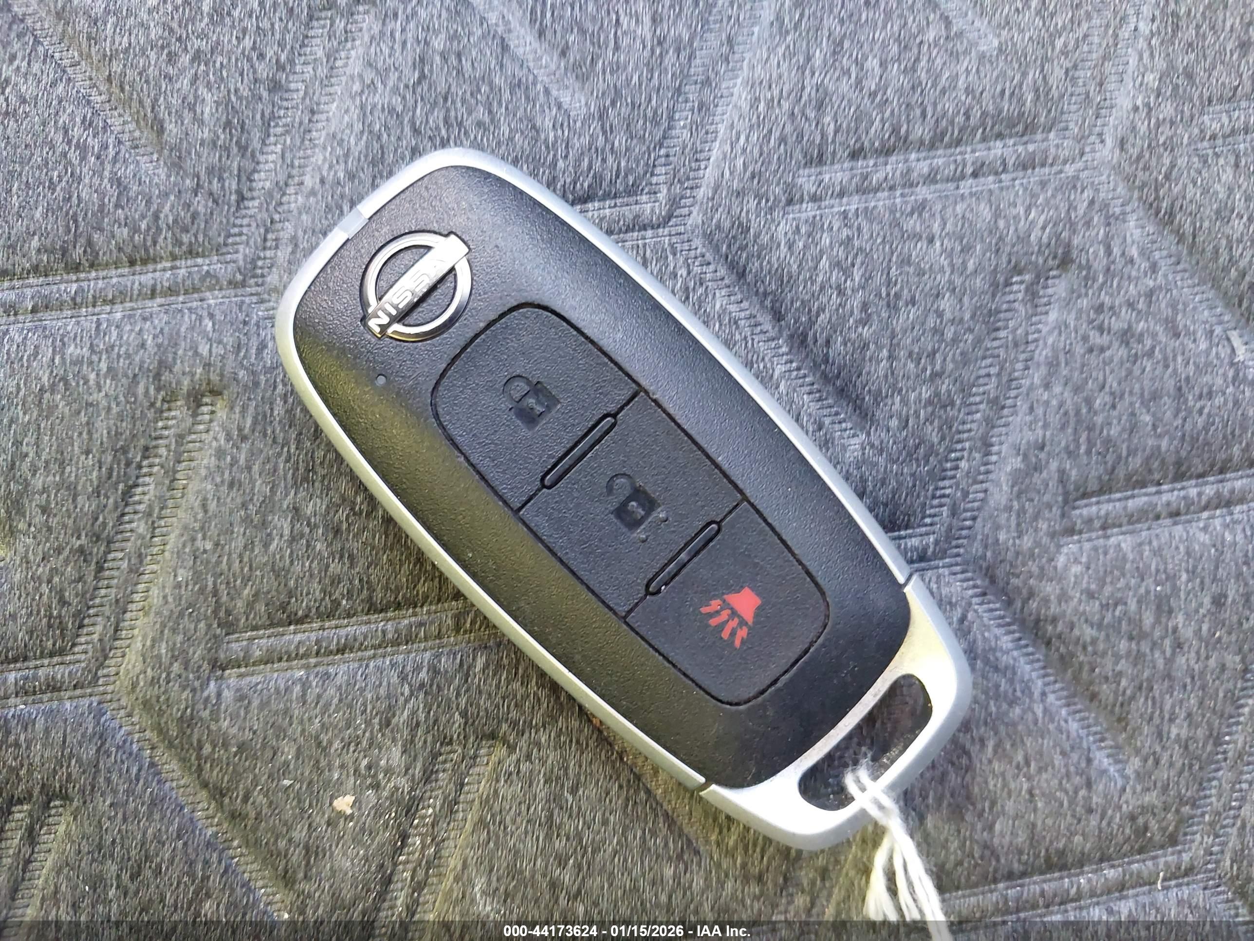 NISSAN KICKS image 11