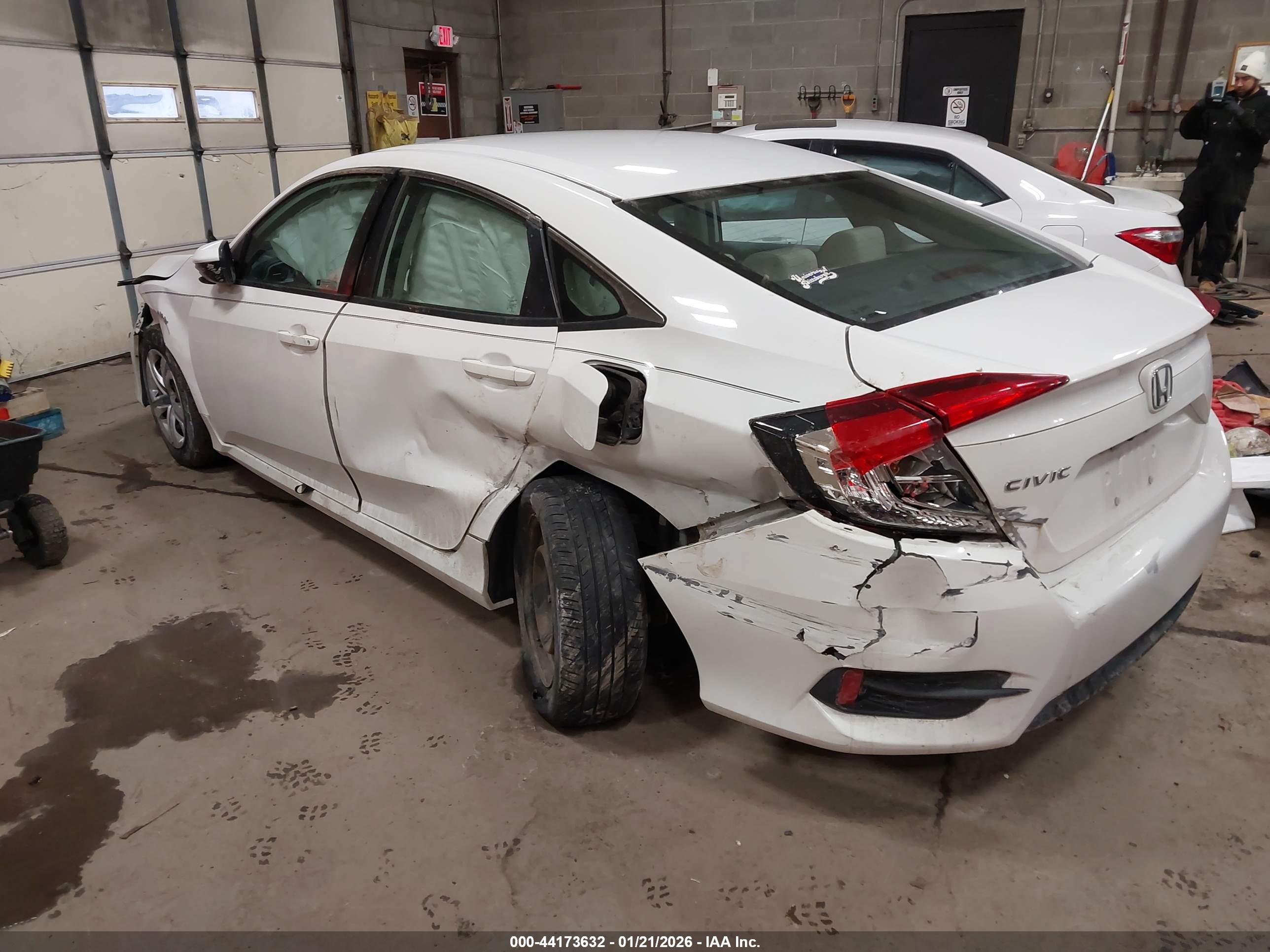 HONDA CIVIC image 3