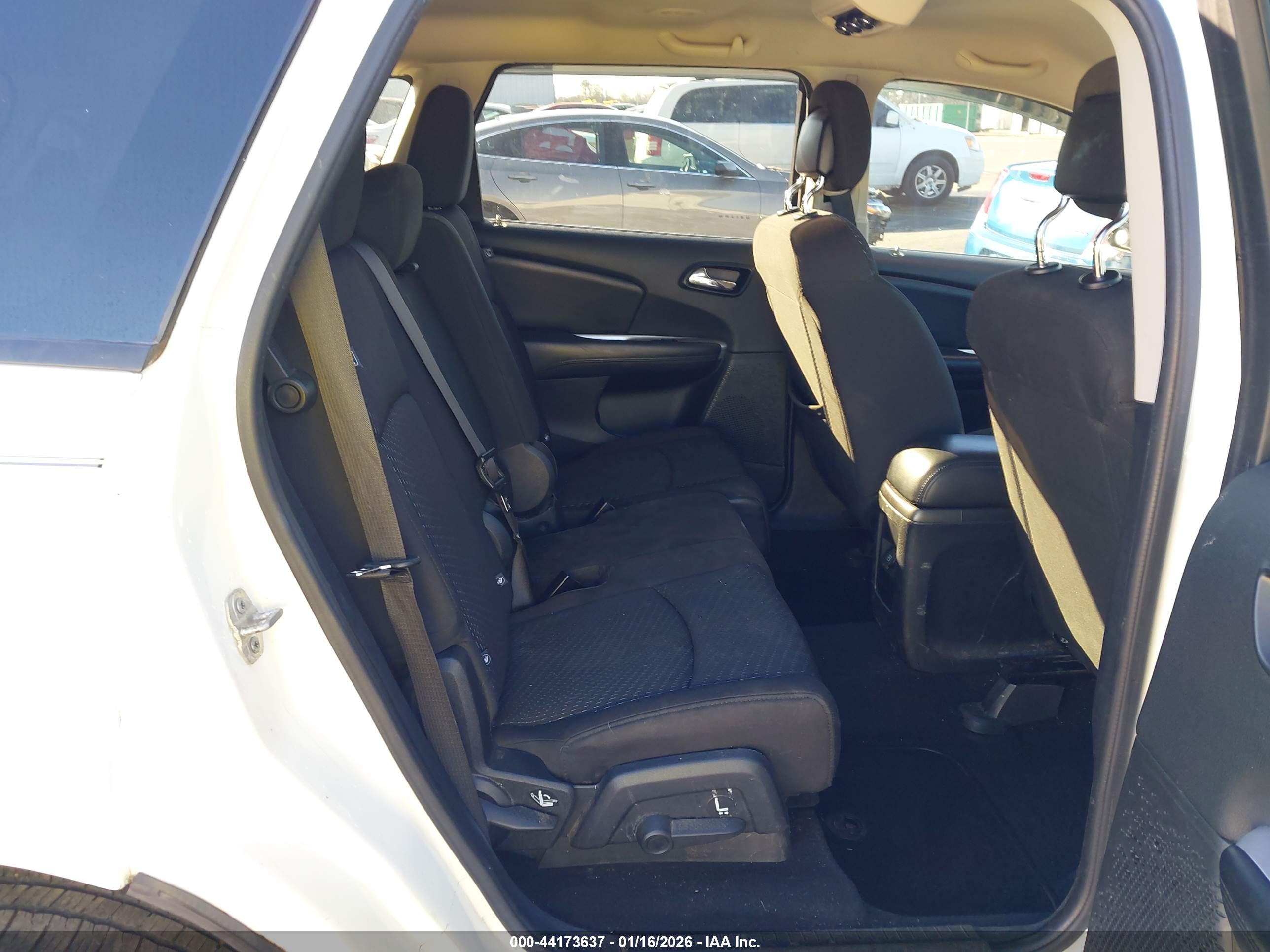 DODGE JOURNEY image 8