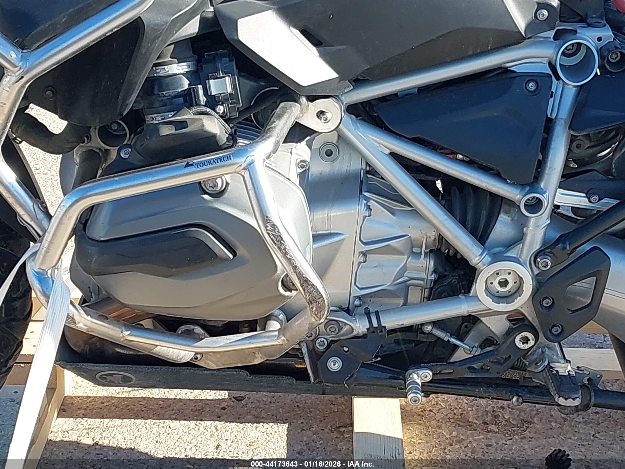 BMW R1200 image 9