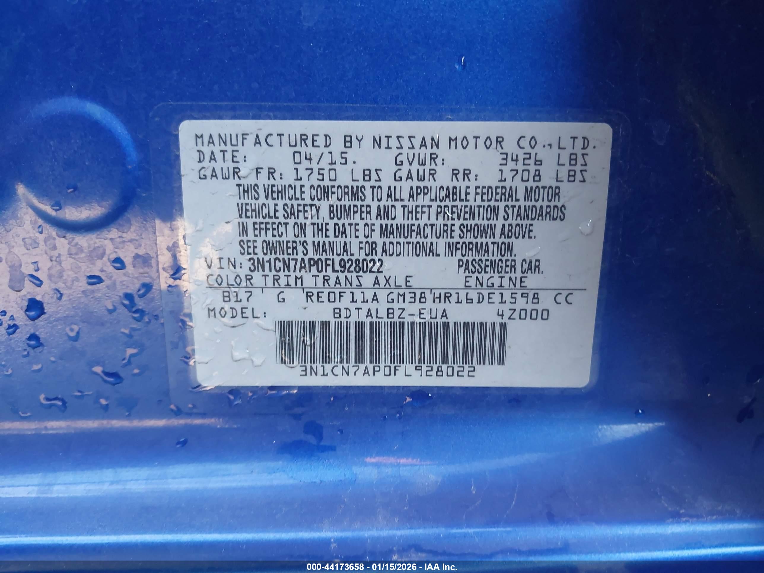 NISSAN VERSA image 9