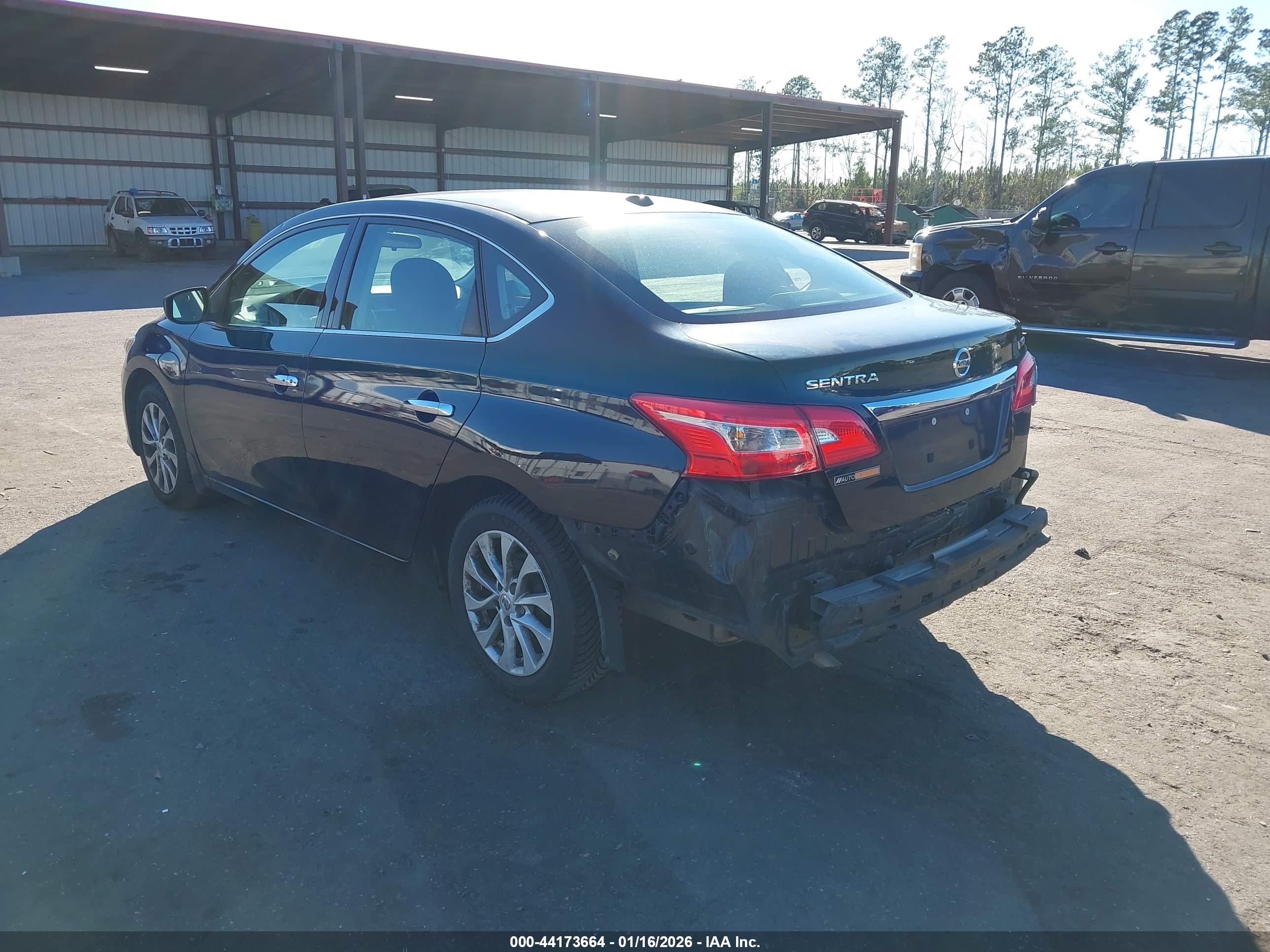 NISSAN SENTRA image 3