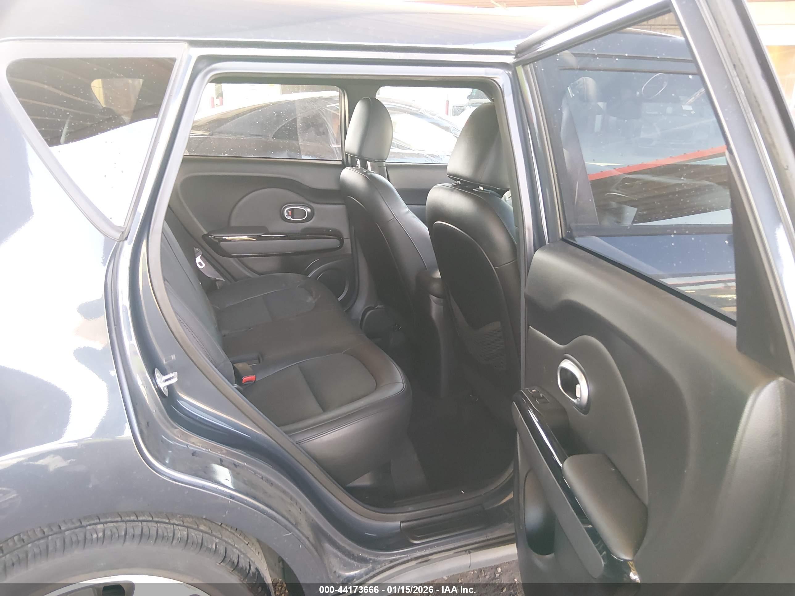 KIA SOUL image 8