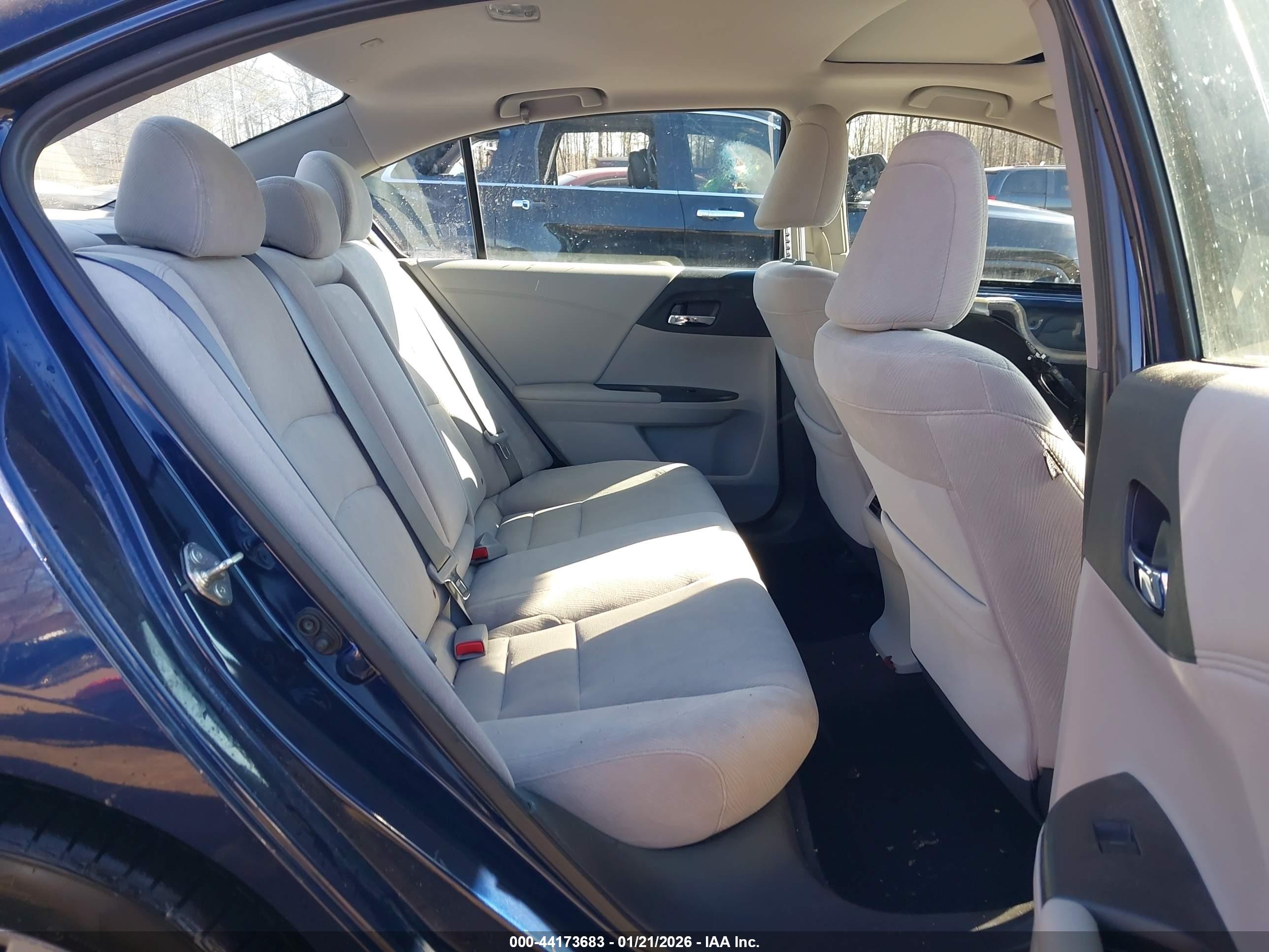 HONDA ACCORD image 8