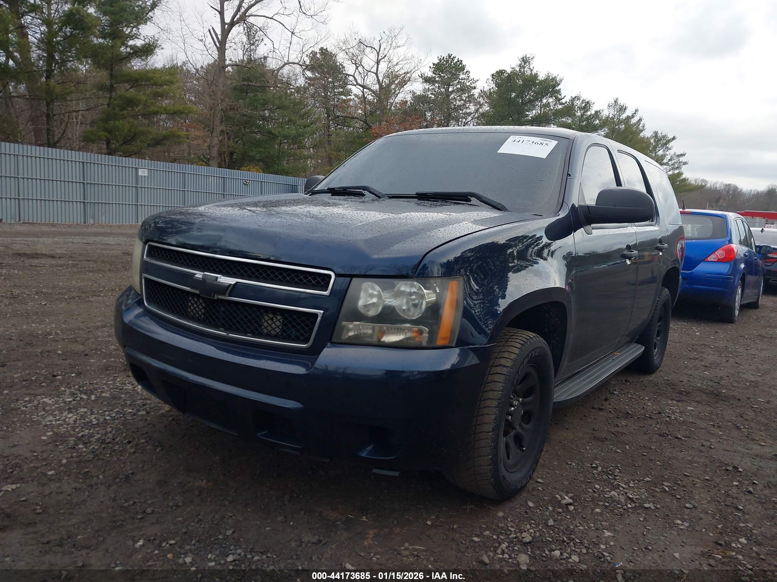 CHEVROLET TAHOE image 2