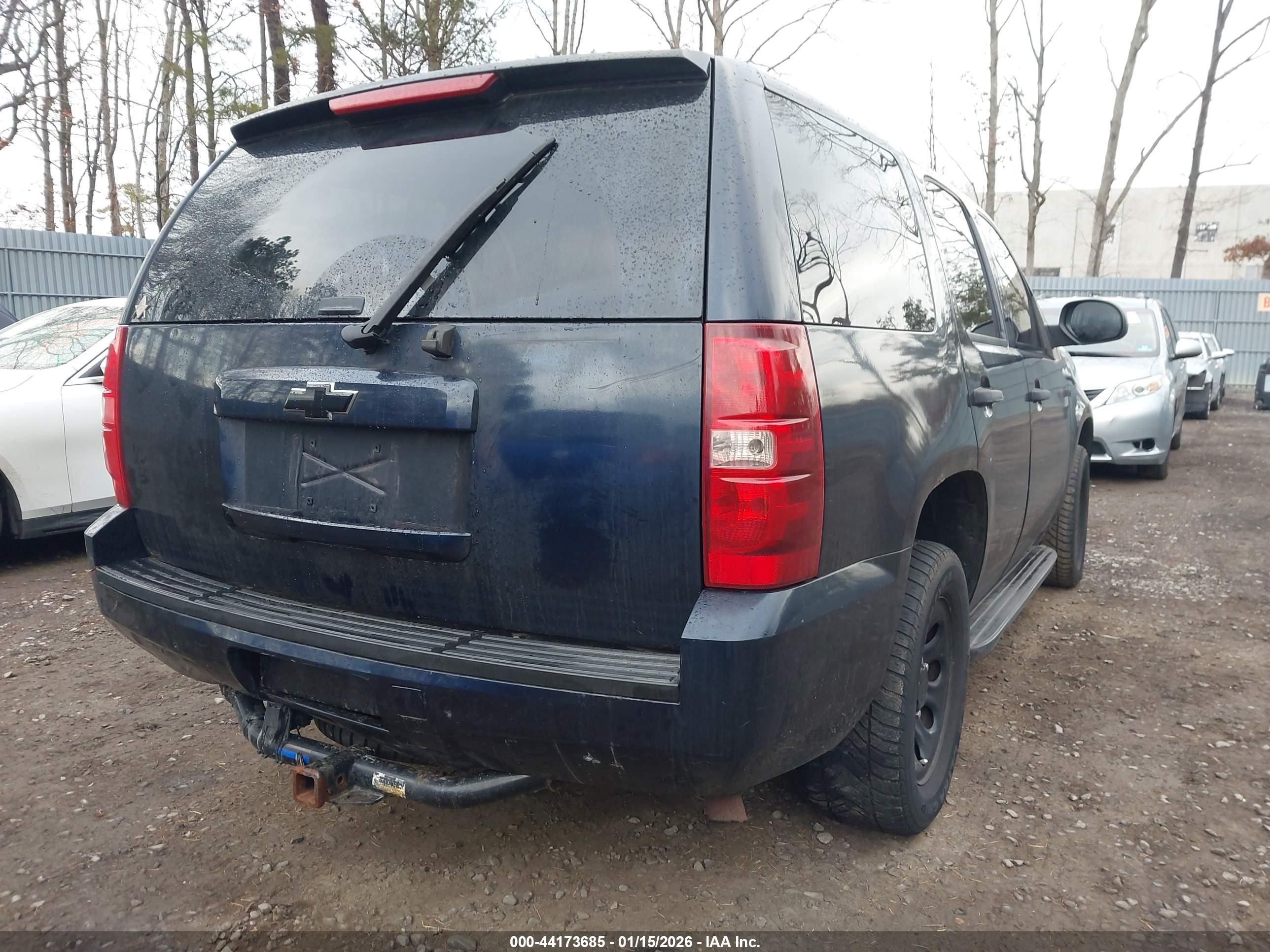 CHEVROLET TAHOE image 4