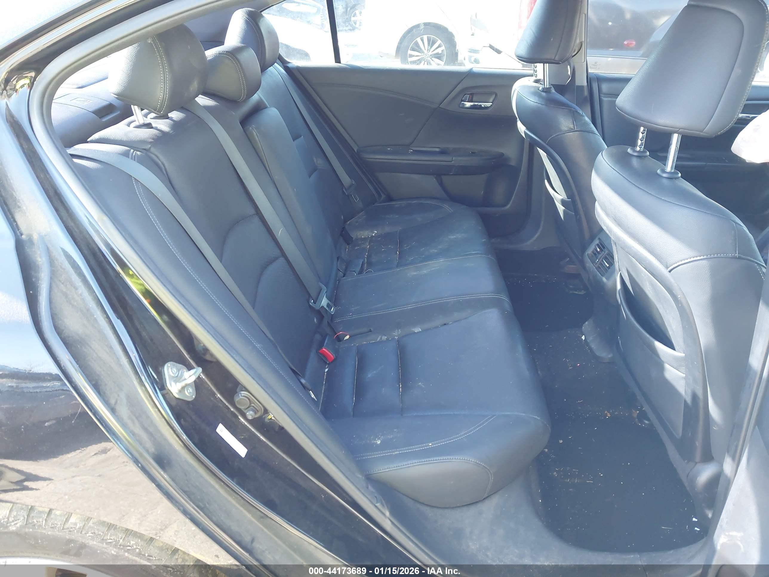 HONDA ACCORD image 8