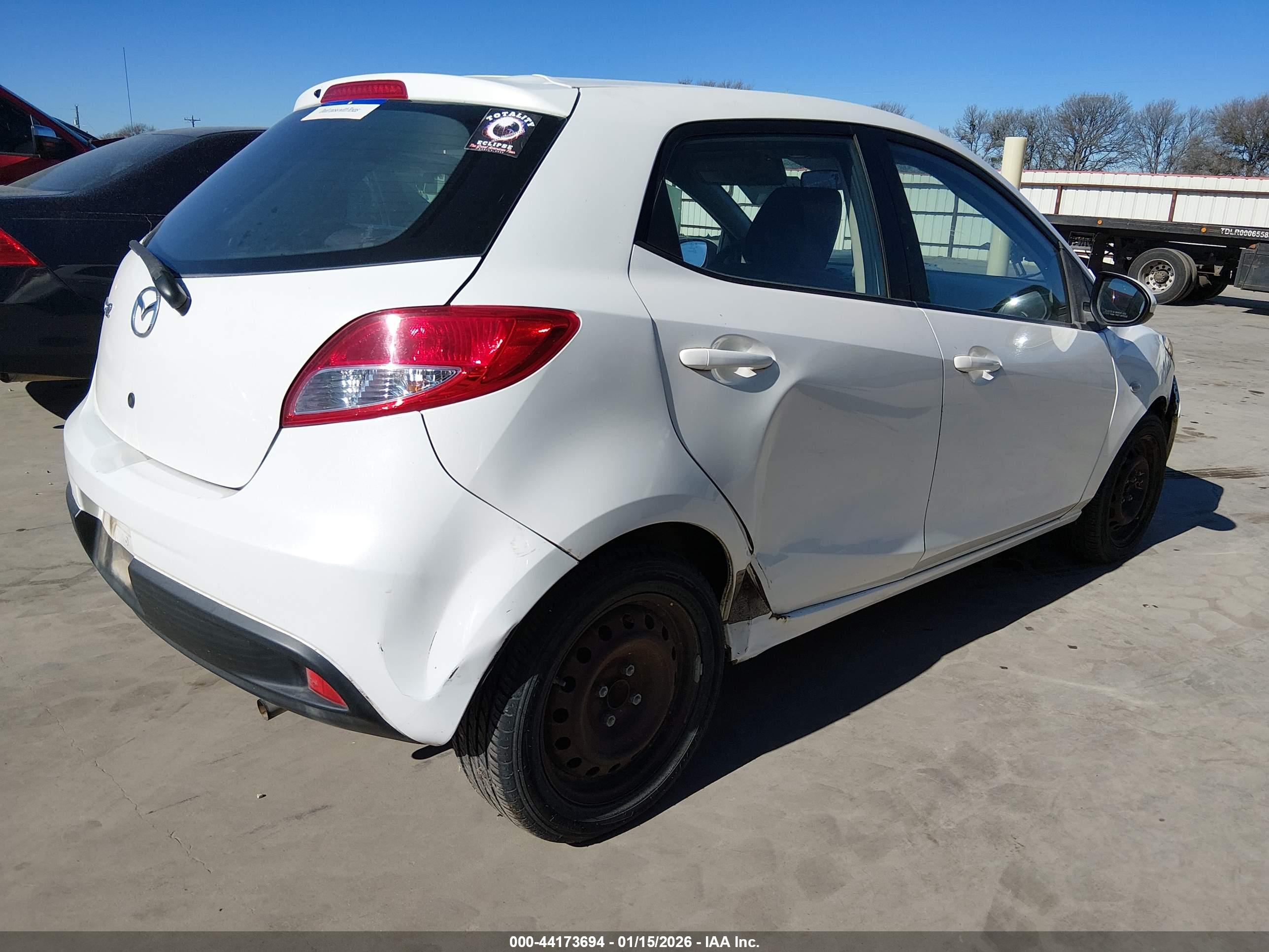 MAZDA MAZDA2 image 4