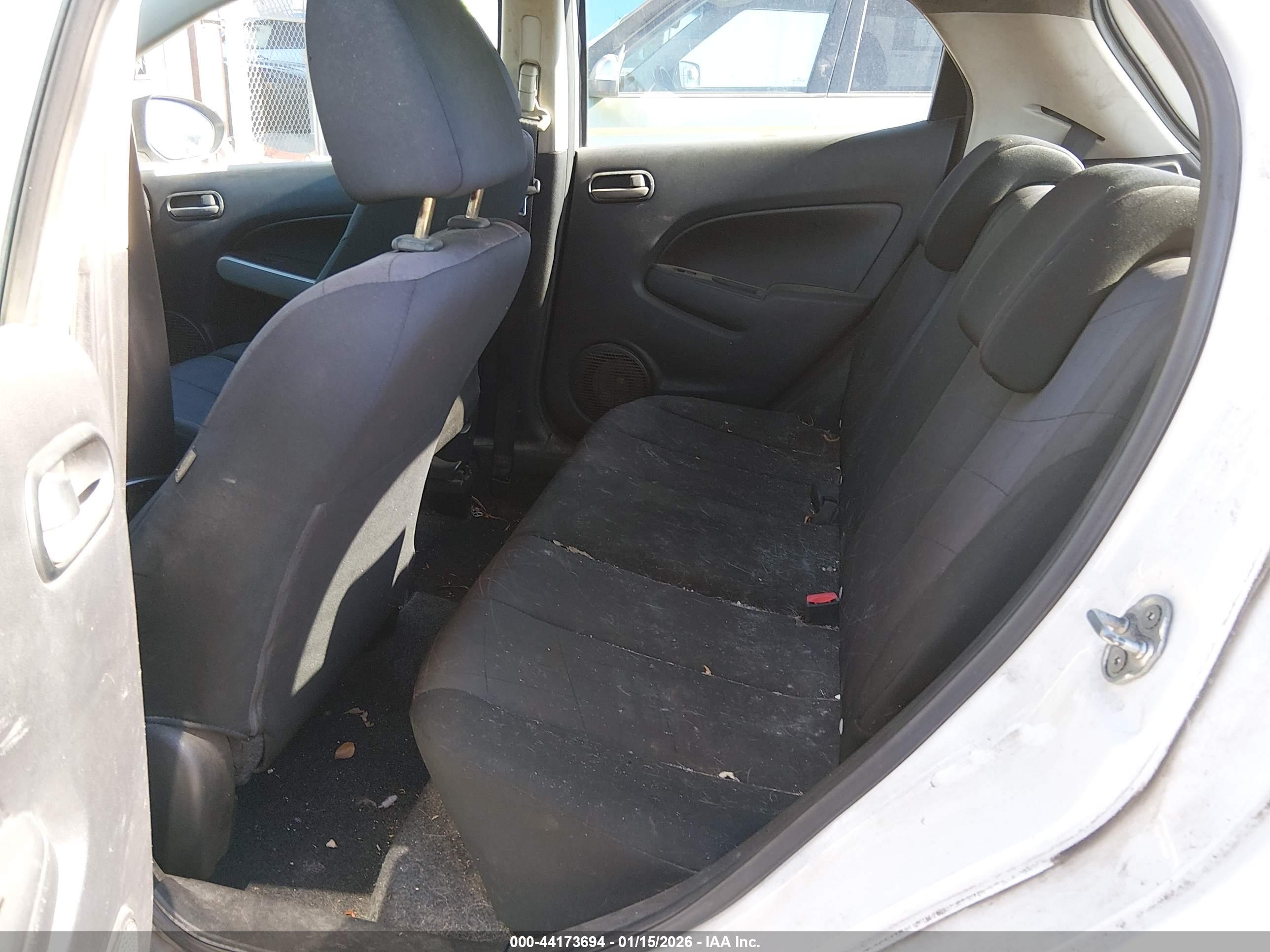 MAZDA MAZDA2 image 8