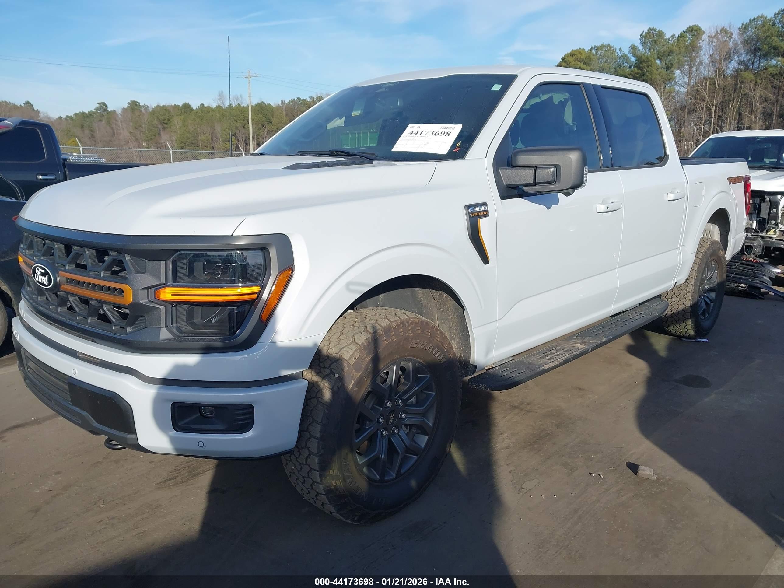FORD F-150 image 2