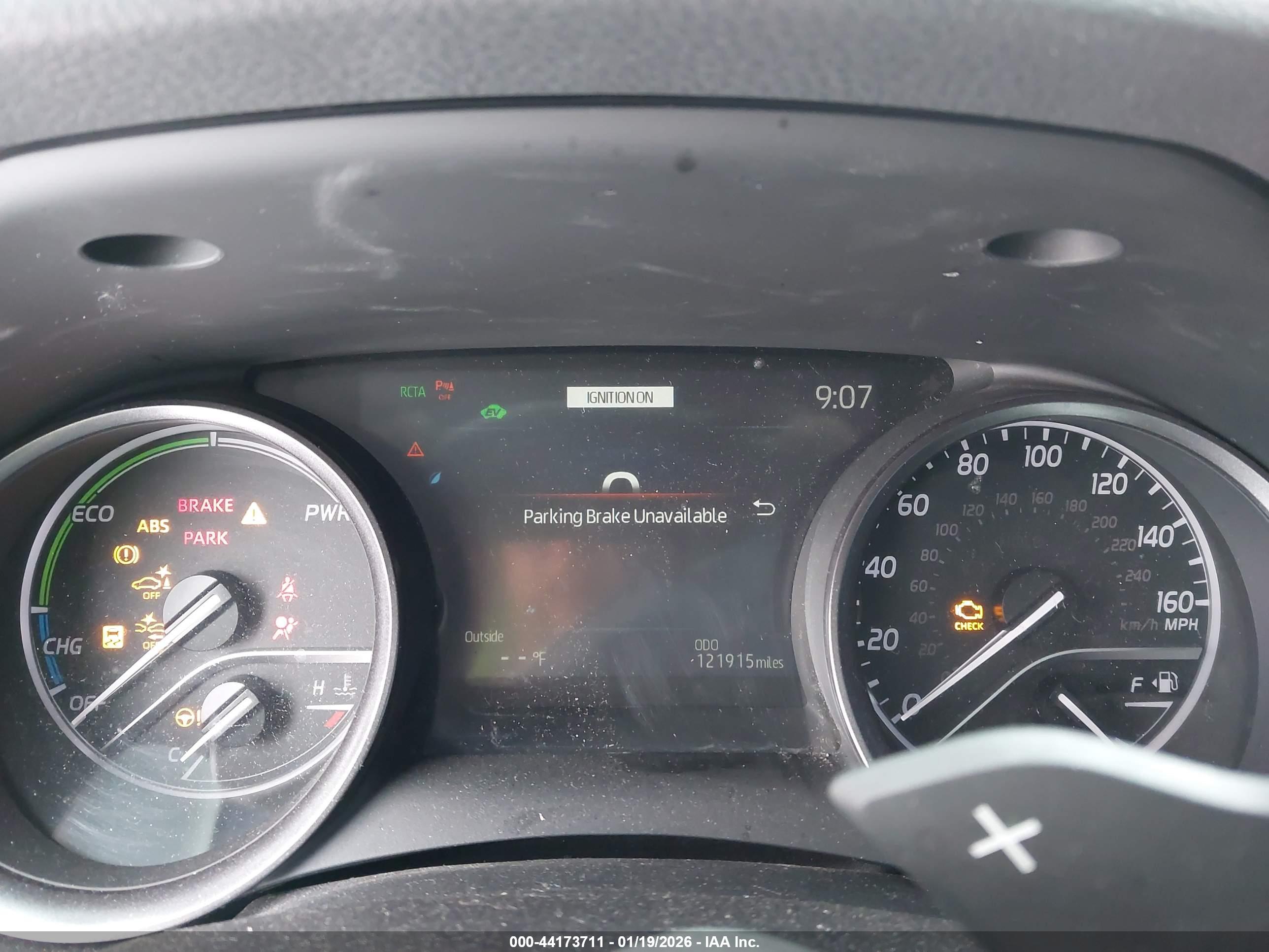 TOYOTA CAMRY image 7