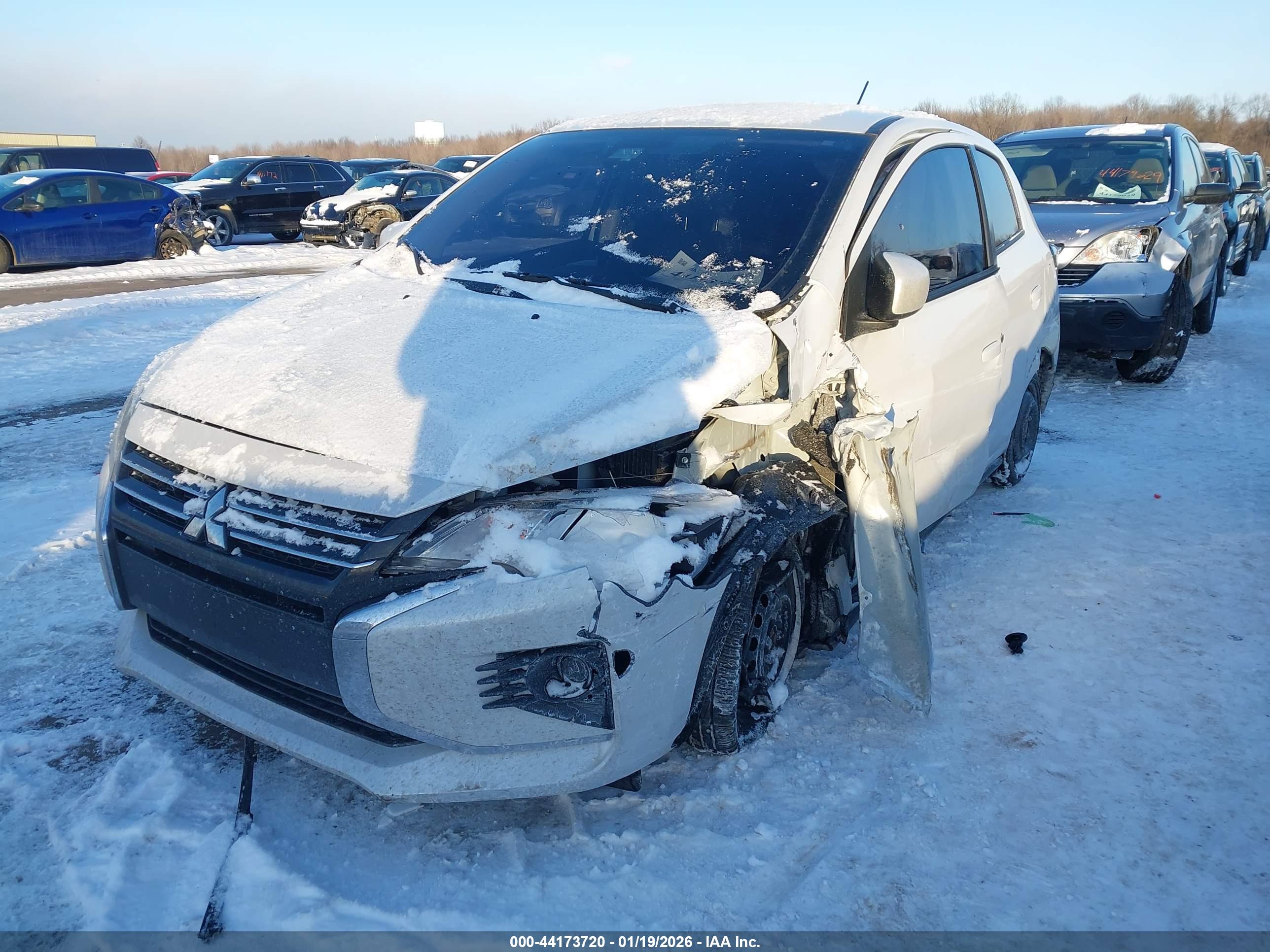 MITSUBISHI MIRAGE image 2