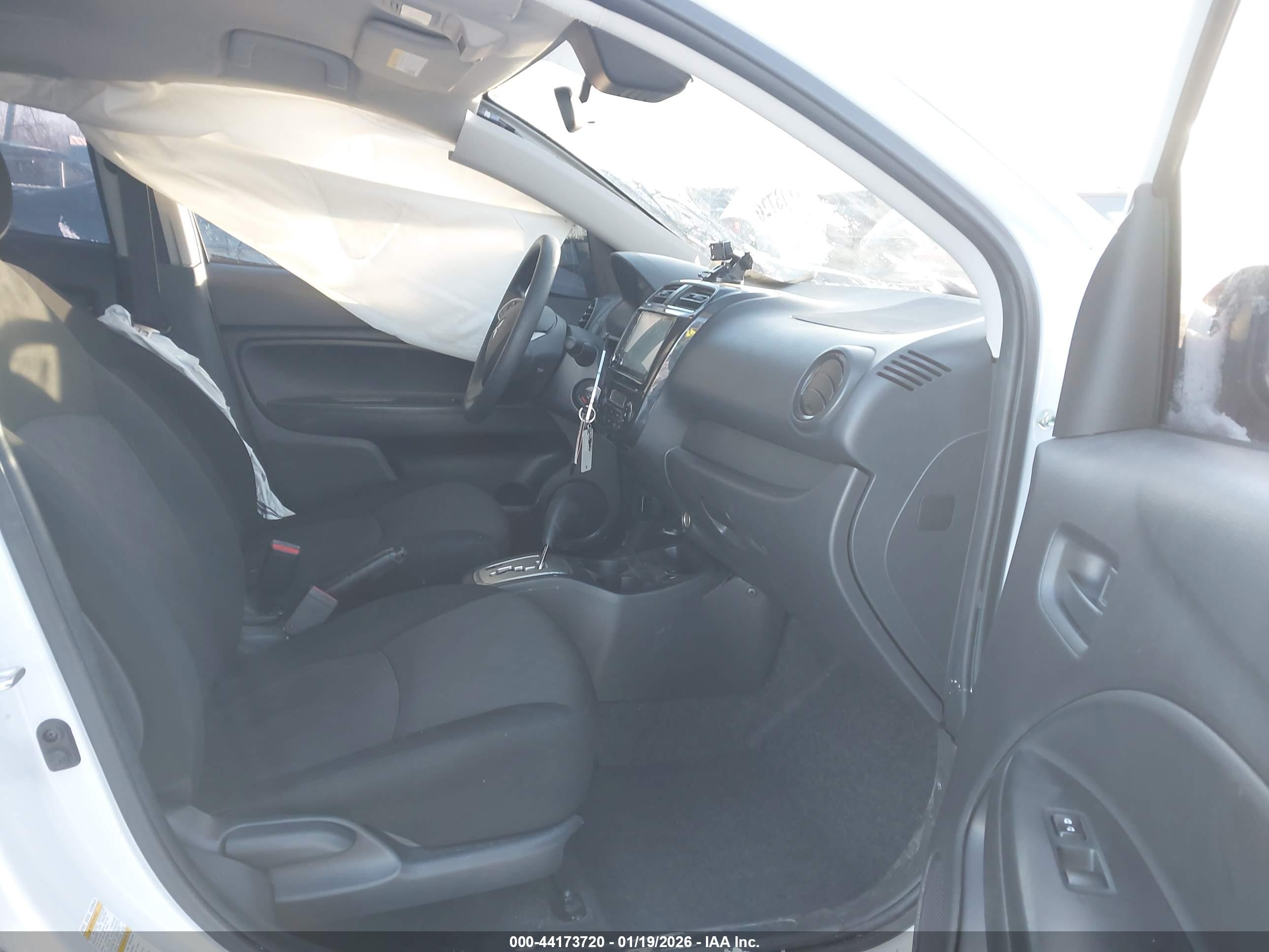 MITSUBISHI MIRAGE image 5