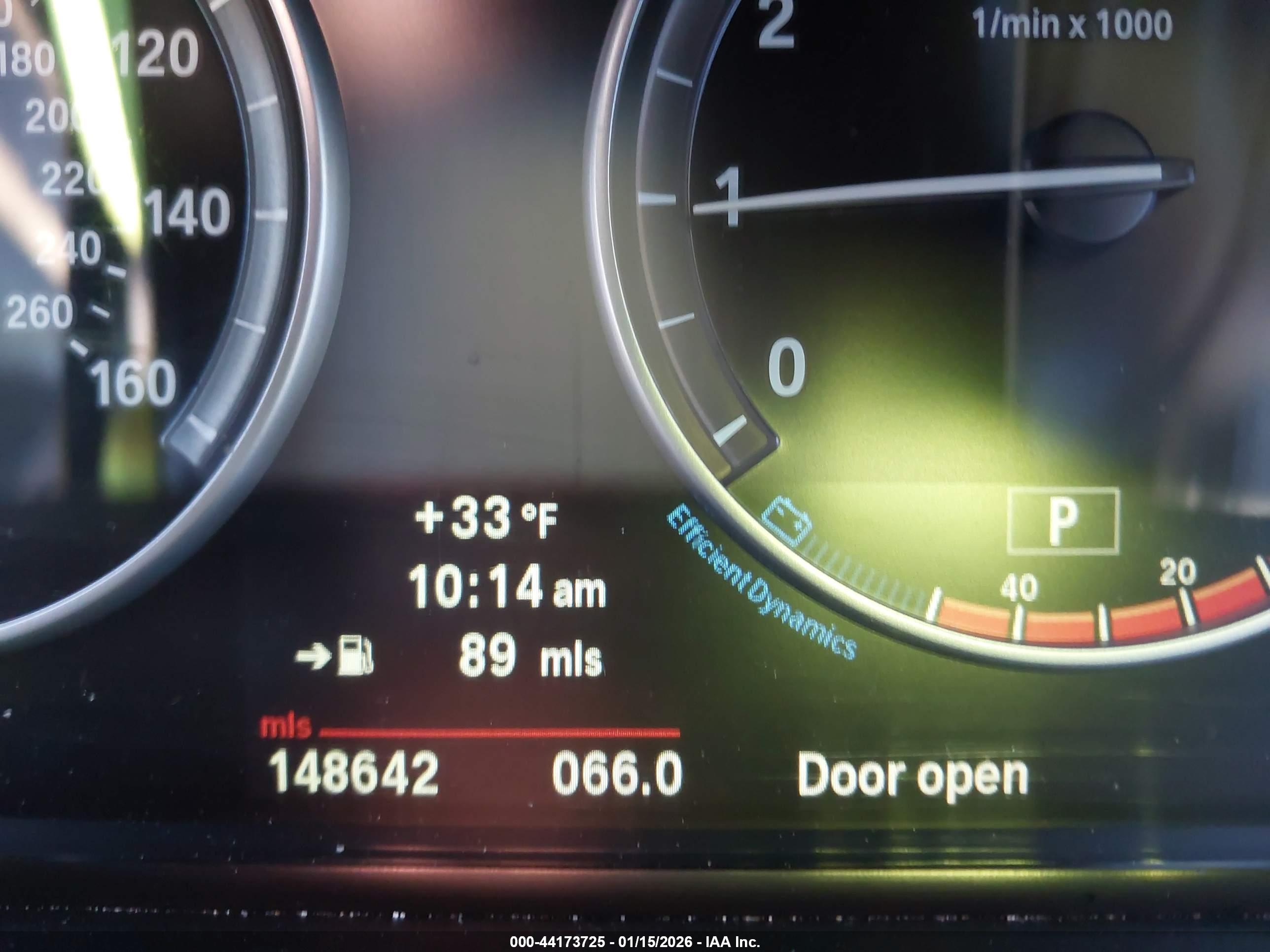 BMW 528I image 7