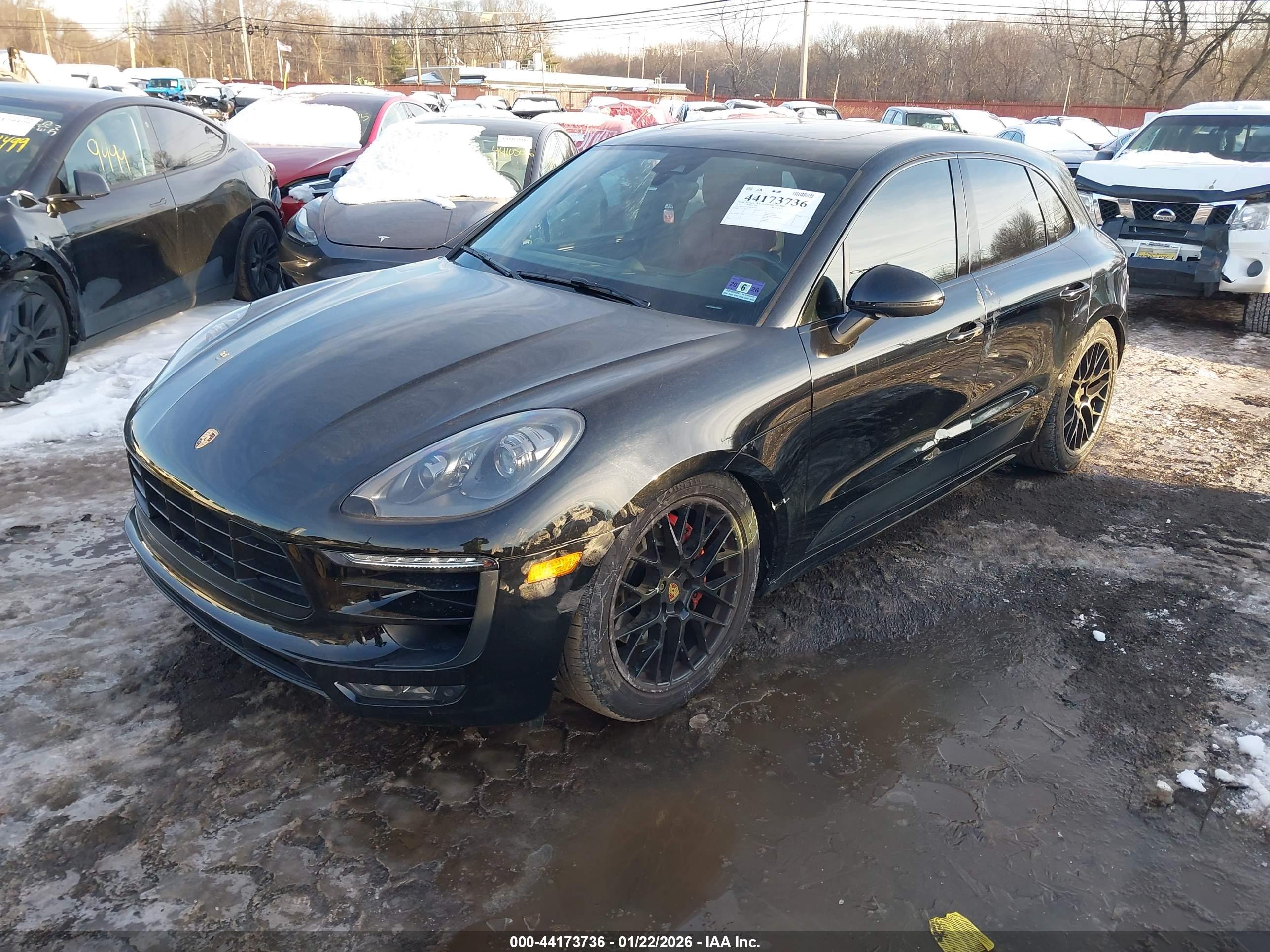 PORSCHE MACAN image 6