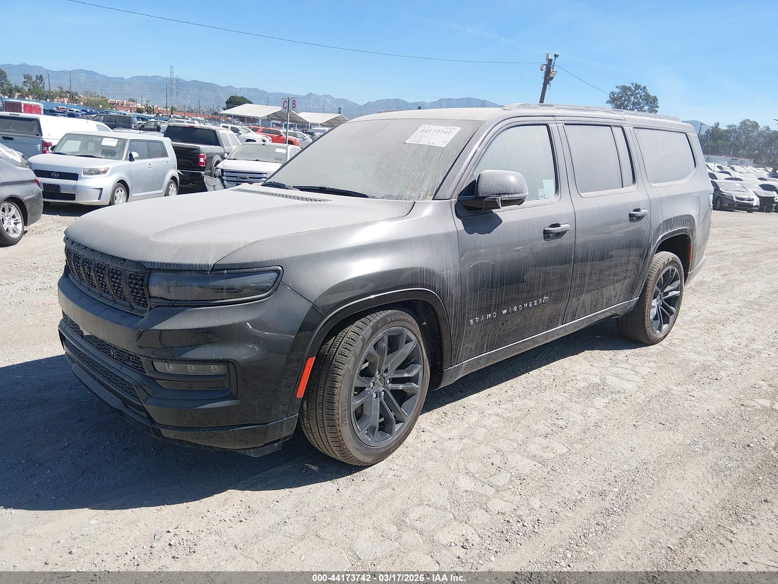 JEEP GRAND image 2
