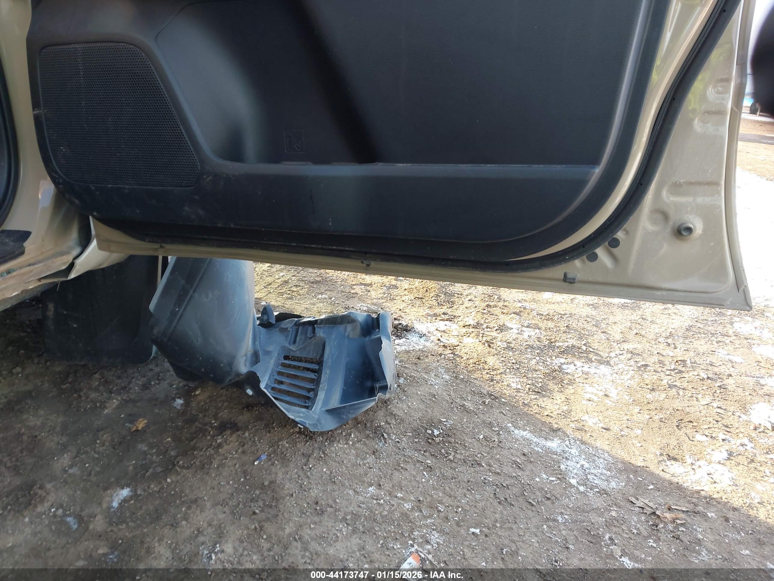 TOYOTA TACOMA image 5