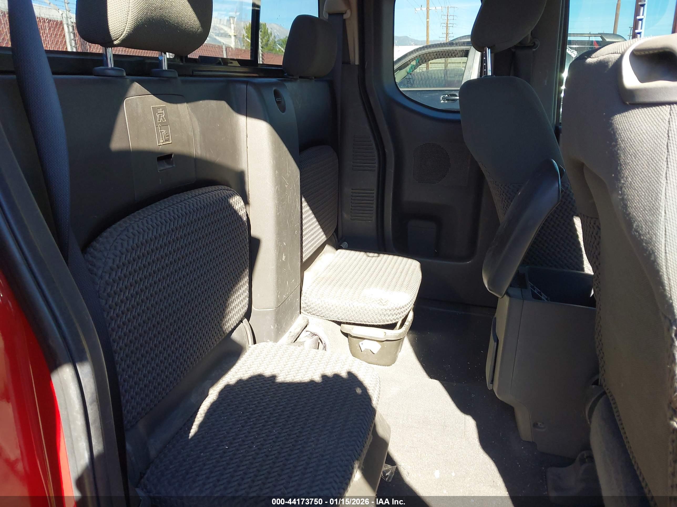 NISSAN FRONTIER image 8
