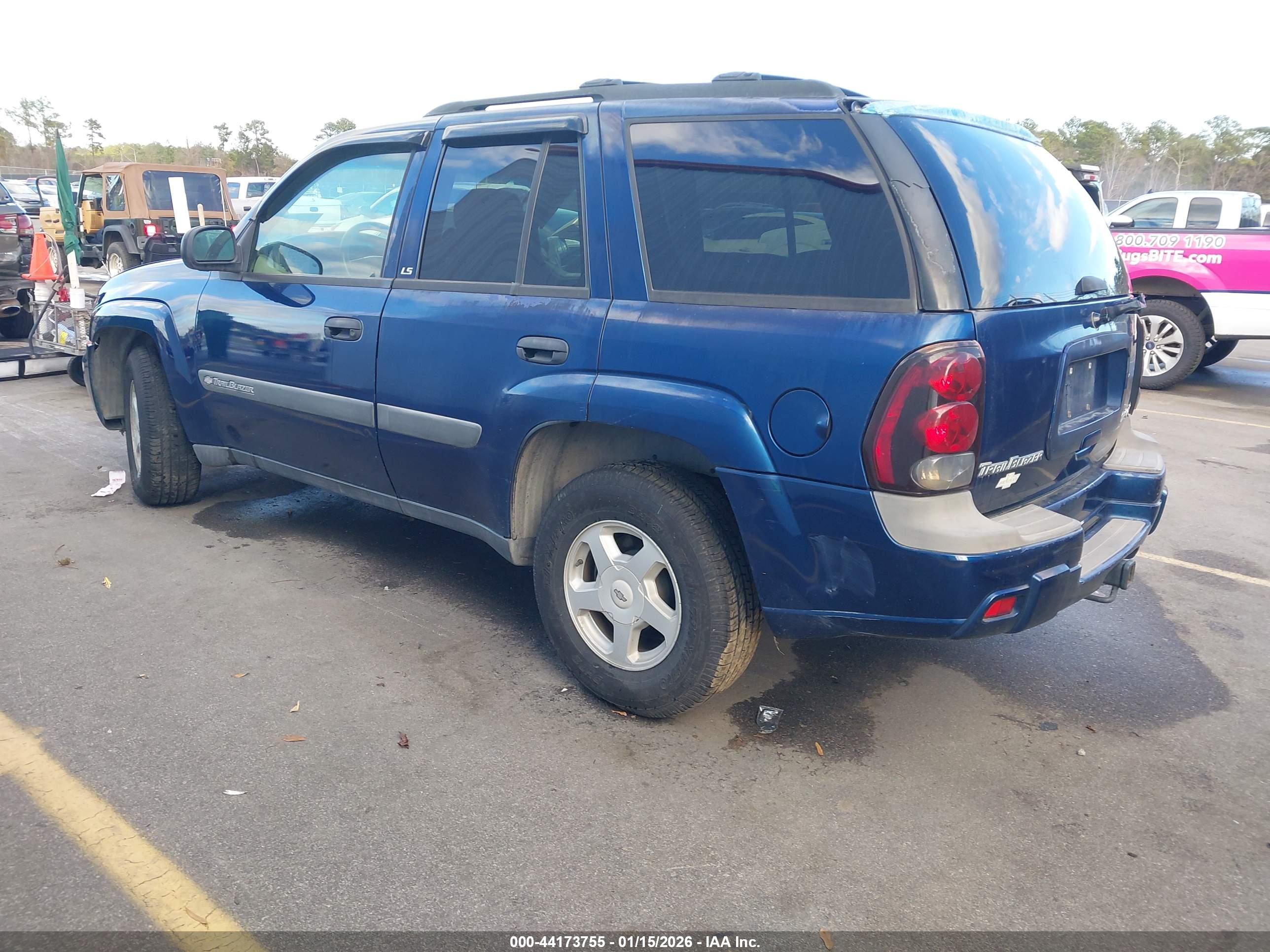 CHEVROLET TRAILBLAZER image 3