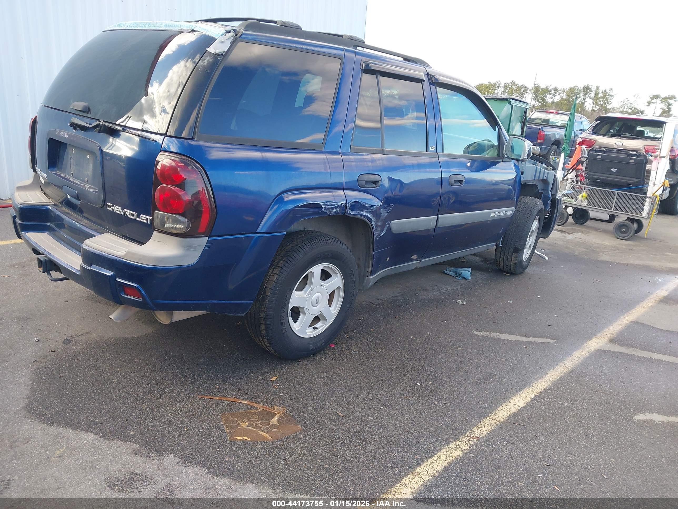 CHEVROLET TRAILBLAZER image 4