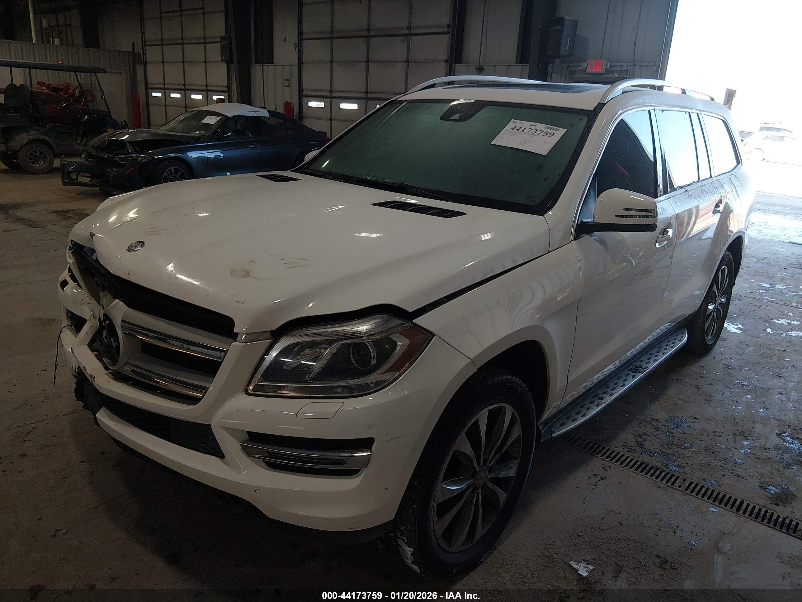 MERCEDES-BENZ GL image 2