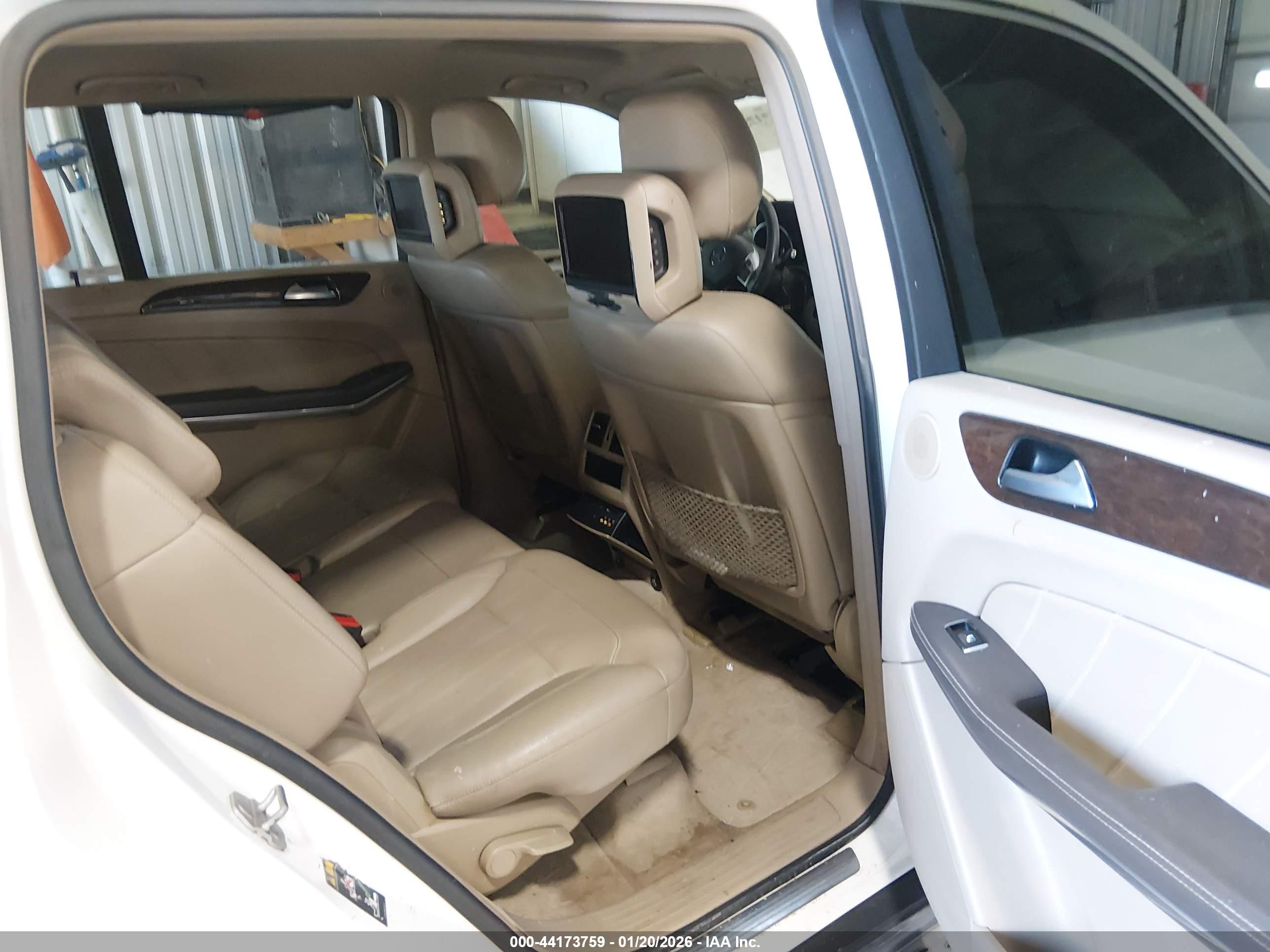 MERCEDES-BENZ GL image 8