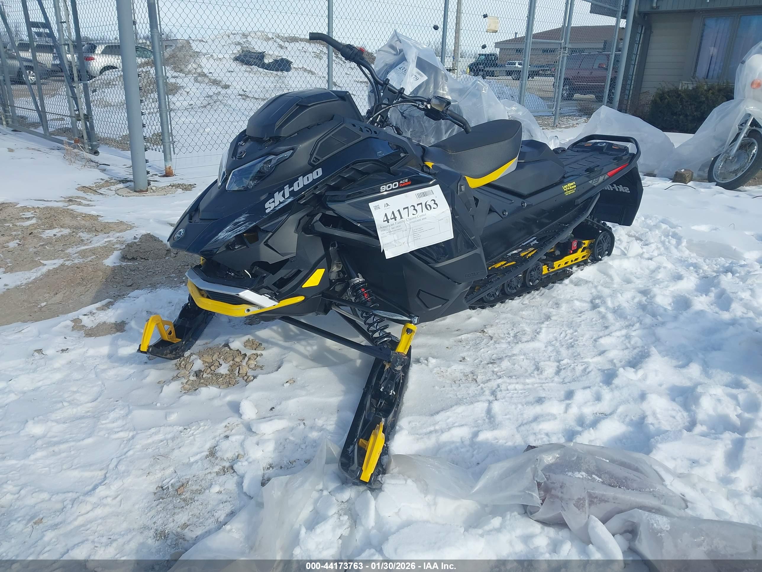 SKI DOO image 2