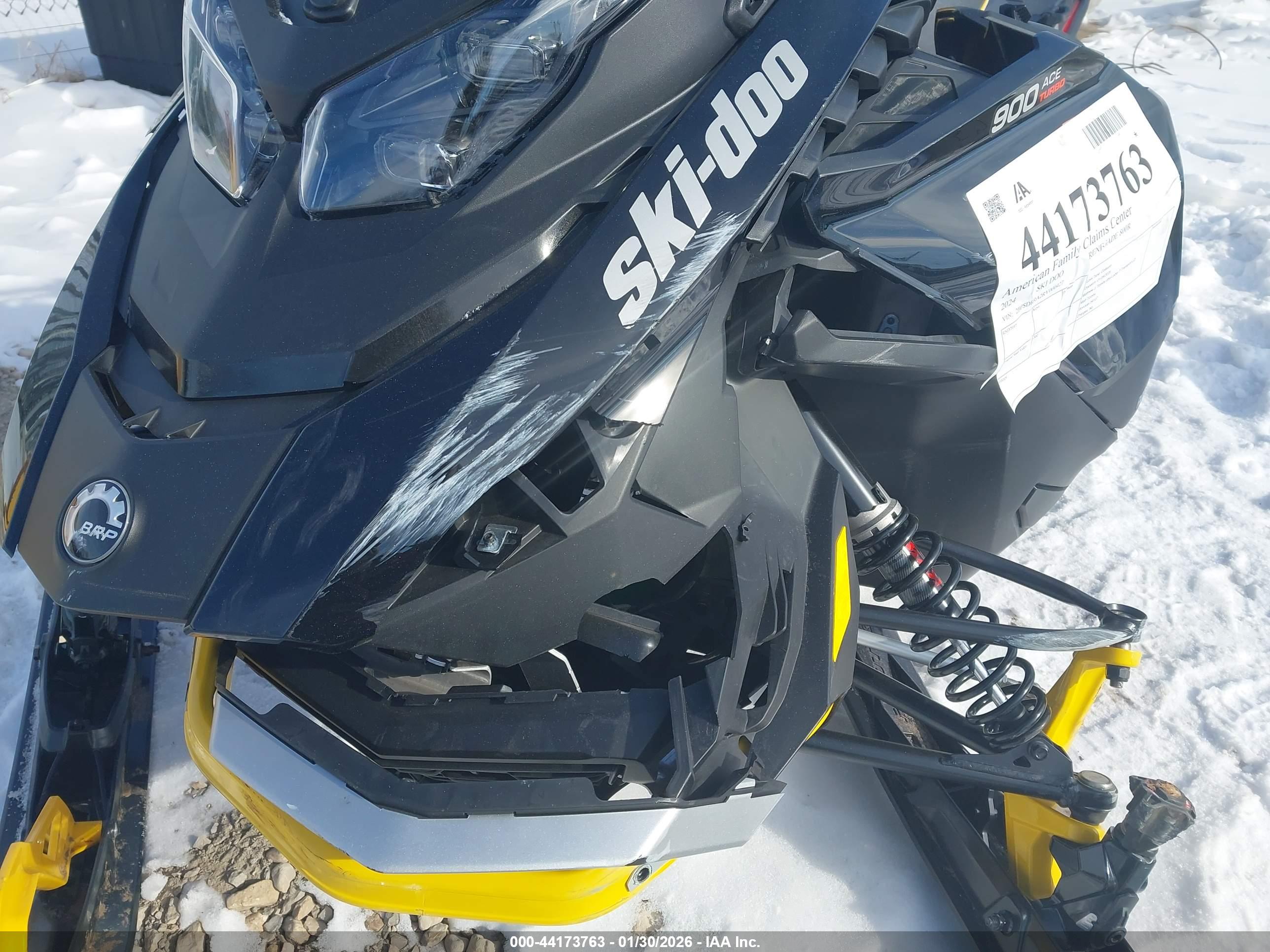 SKI DOO image 6