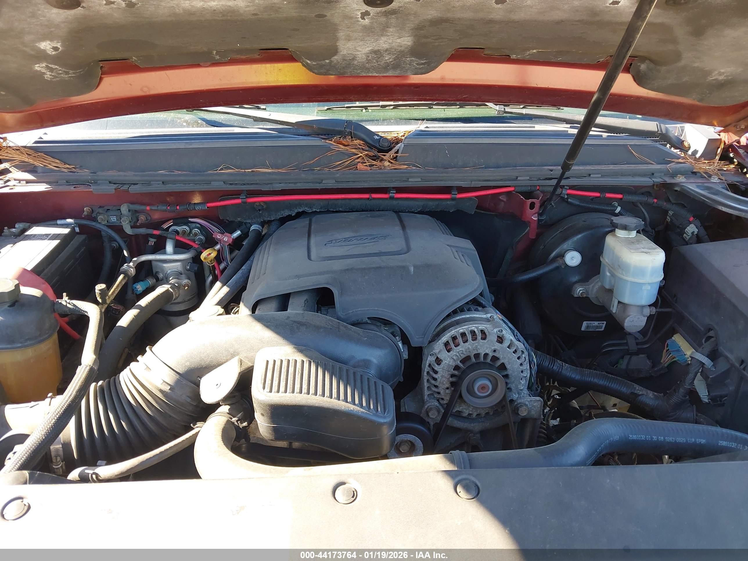 CHEVROLET TAHOE image 10