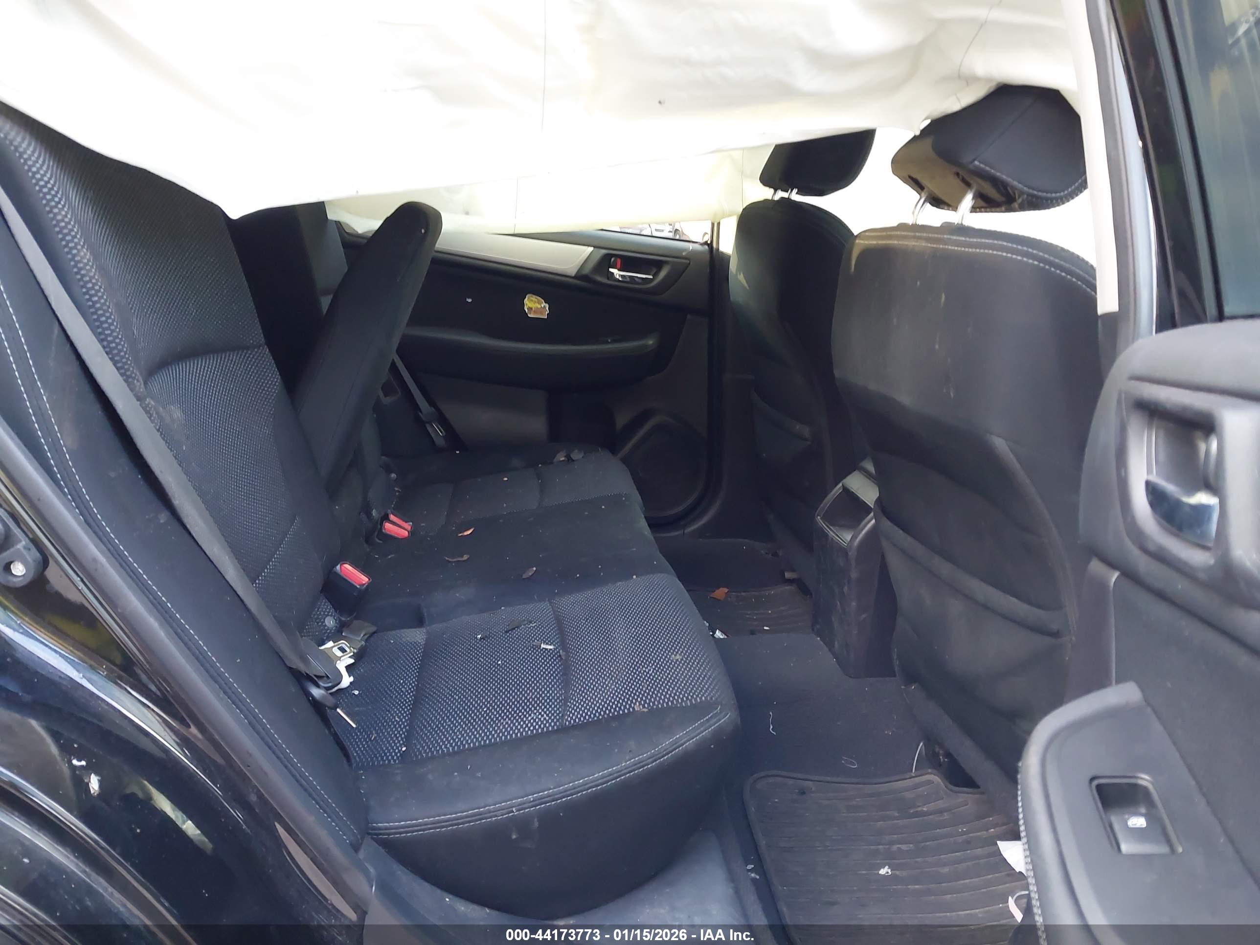 SUBARU OUTBACK image 8