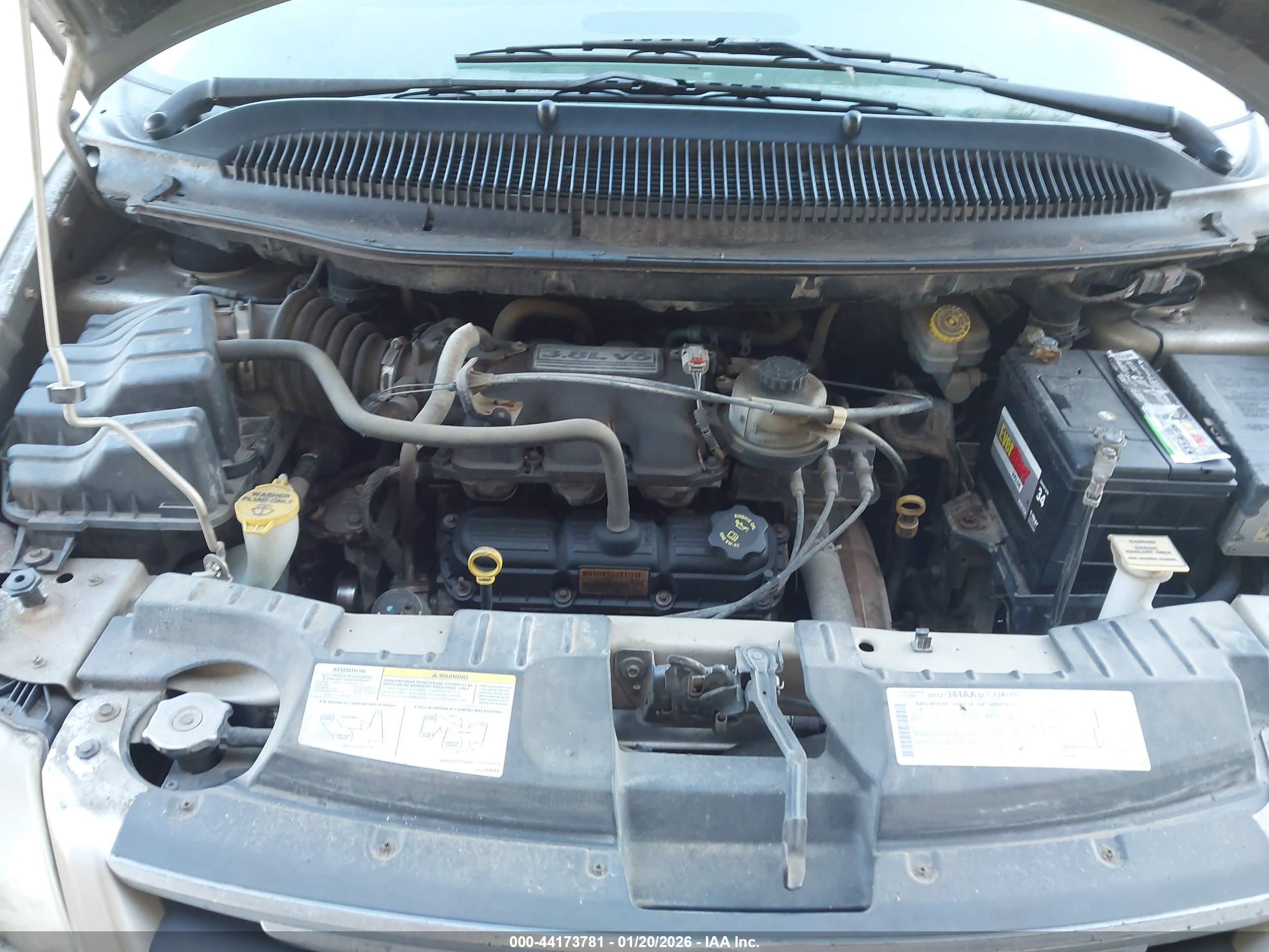 CHRYSLER TOWN image 10