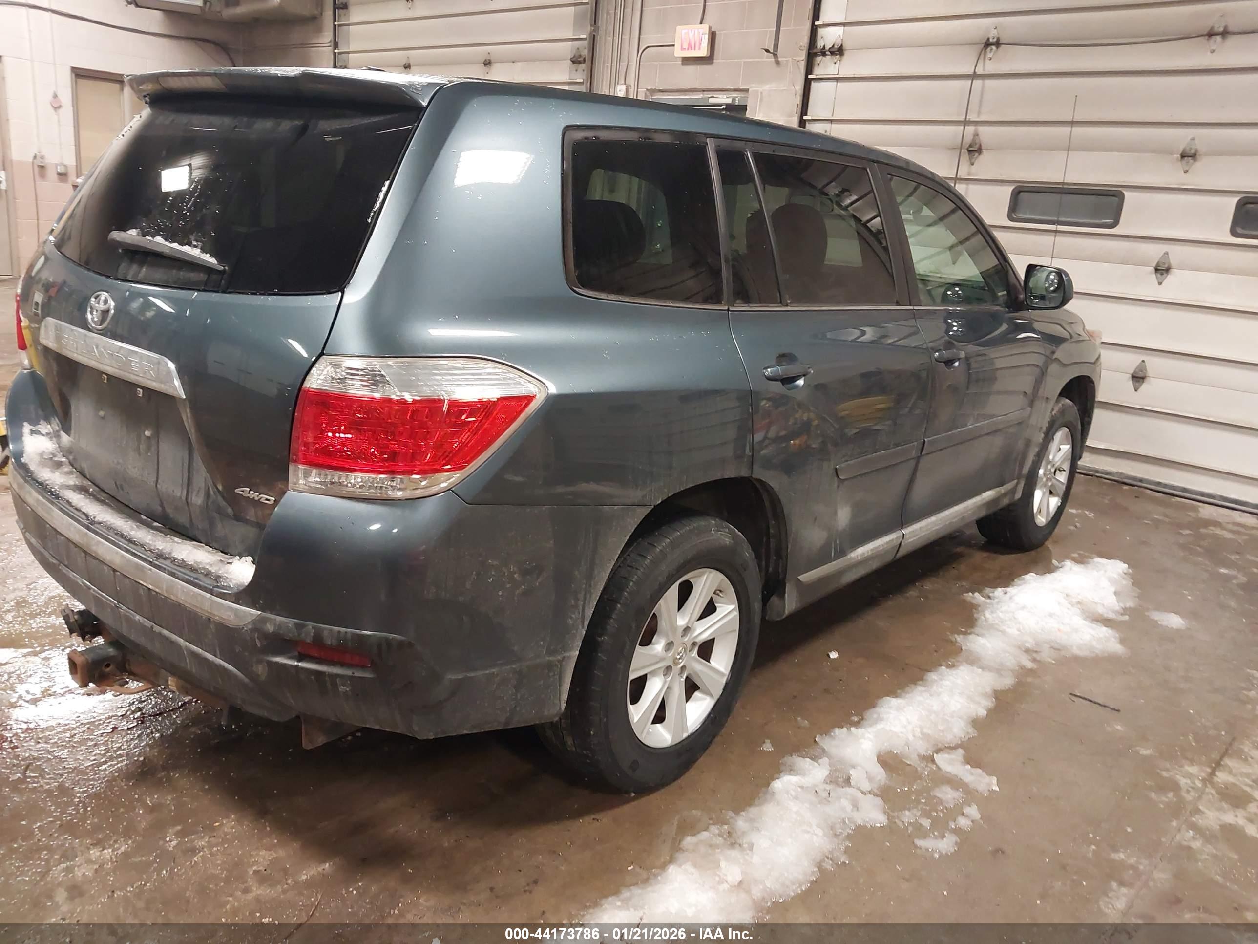 TOYOTA HIGHLANDER image 4