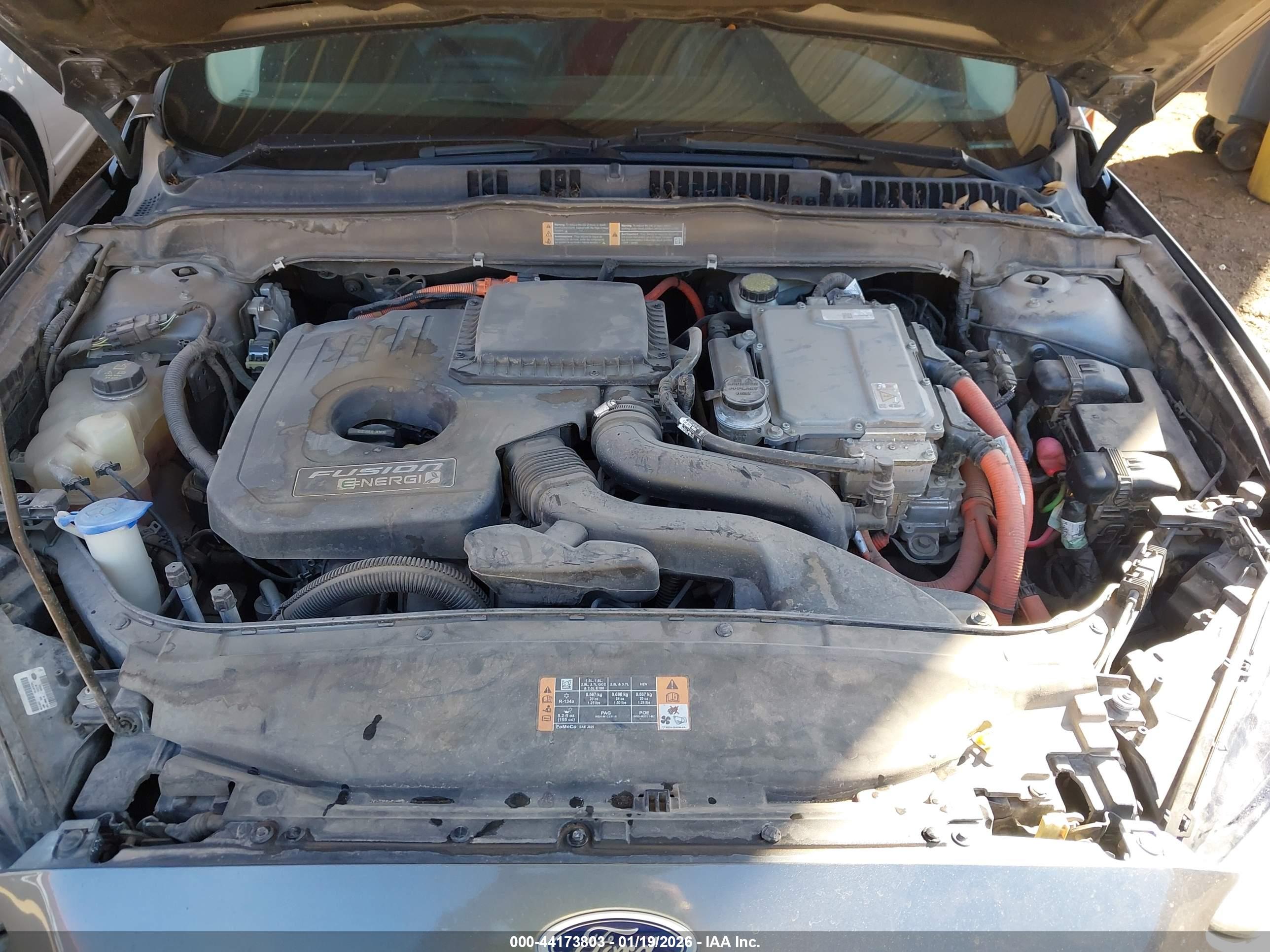 FORD FUSION image 10