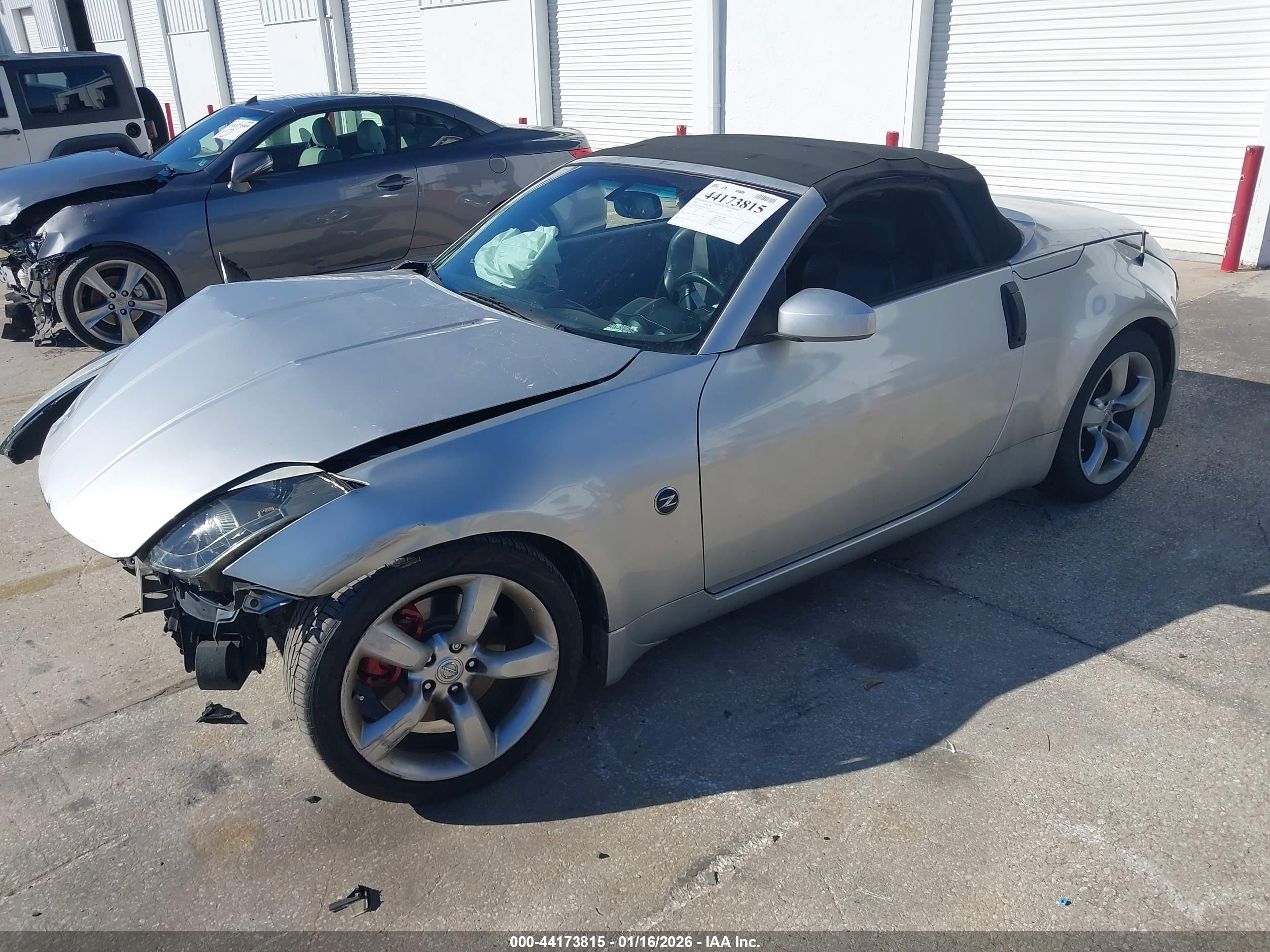 NISSAN 350Z image 2