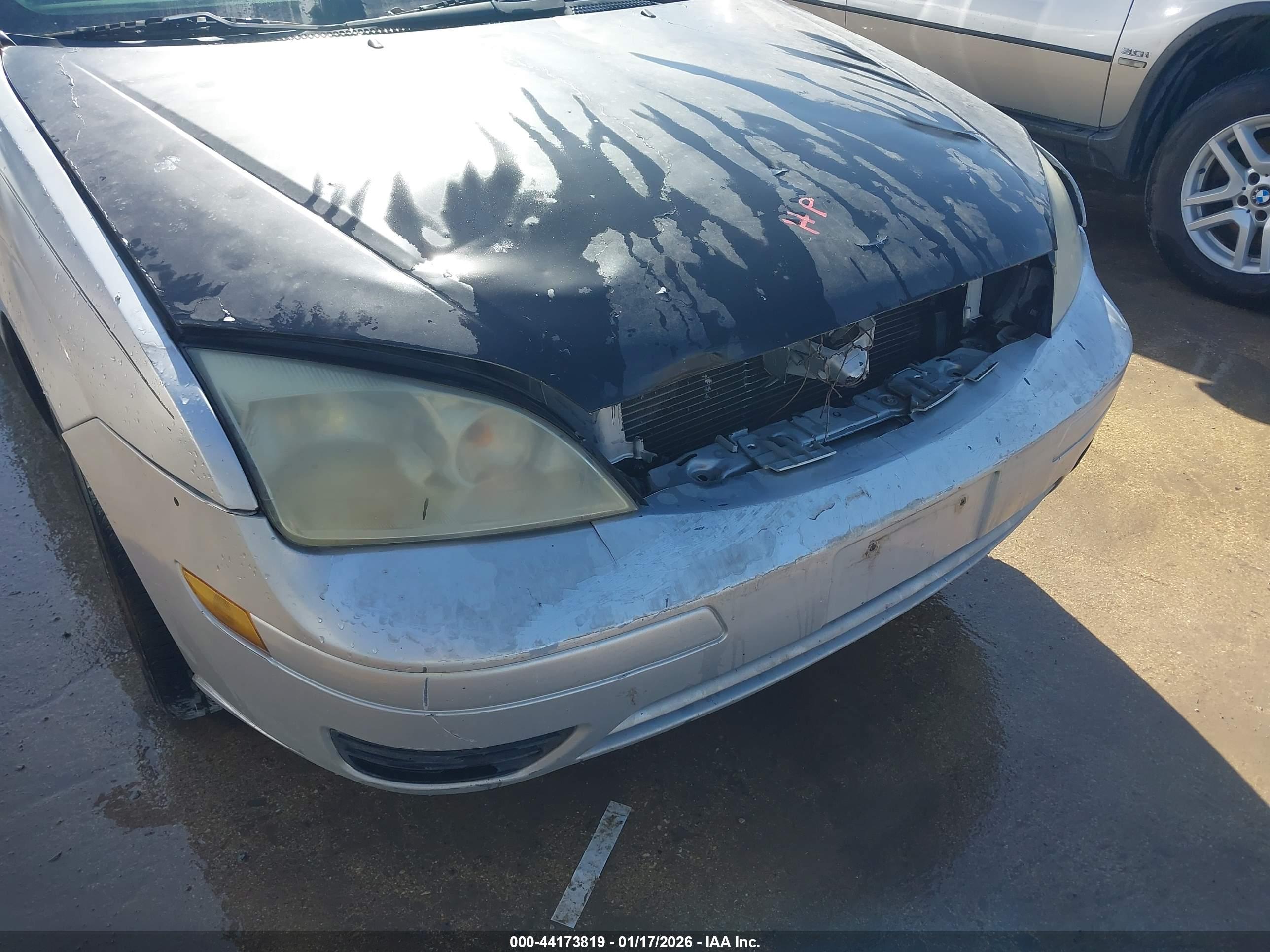 FORD FOCUS image 6