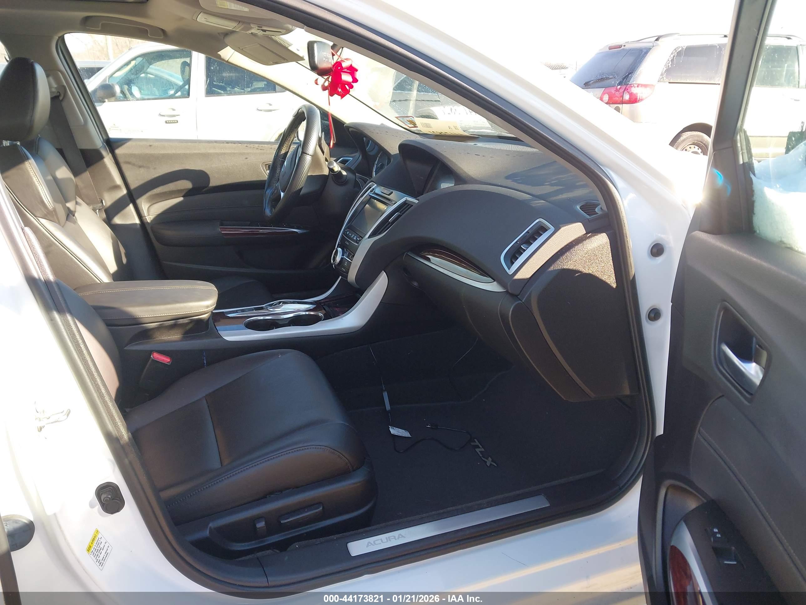 ACURA TLX image 5